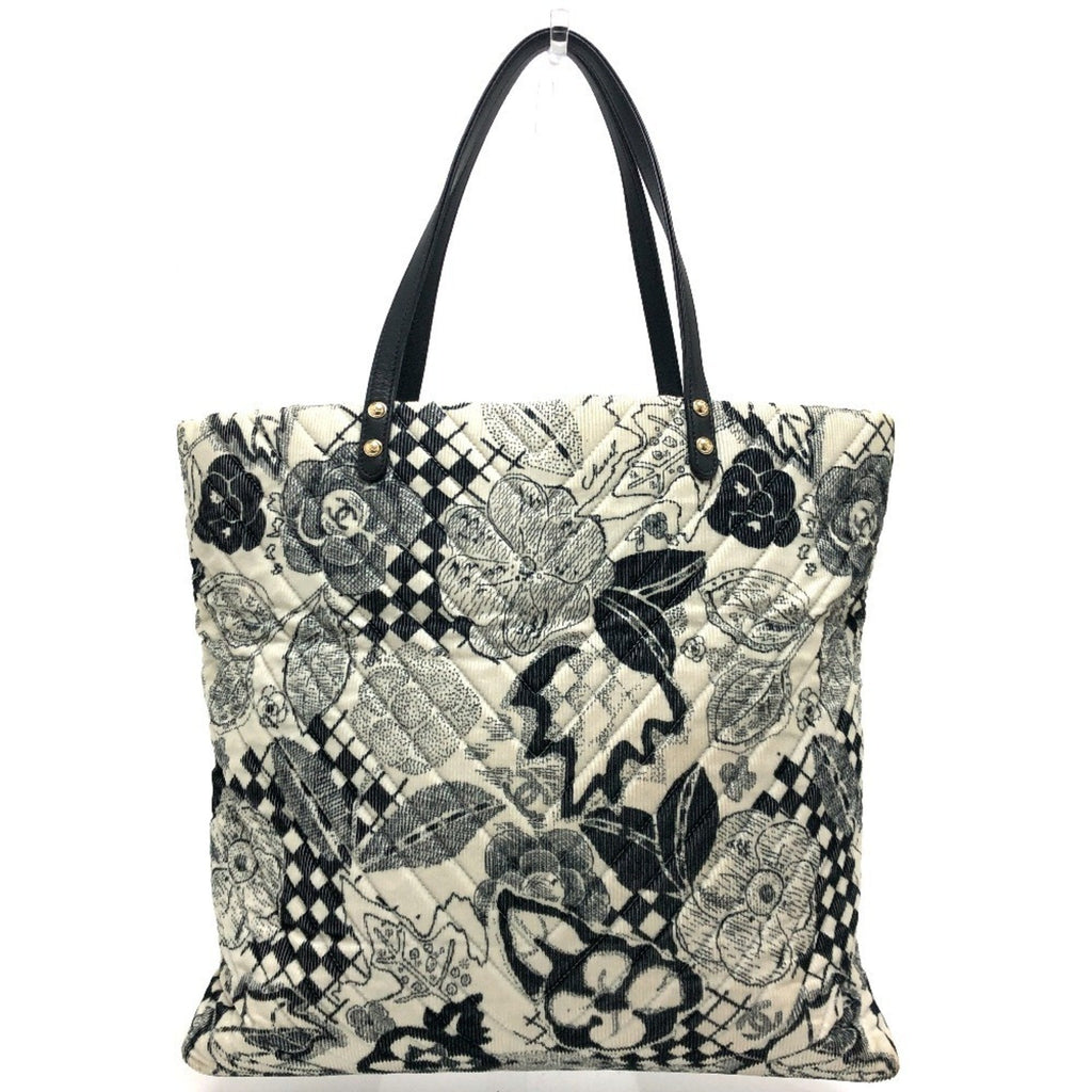 Chanel Black White Canvas Handbag Tote Bag (Pre-Owned)