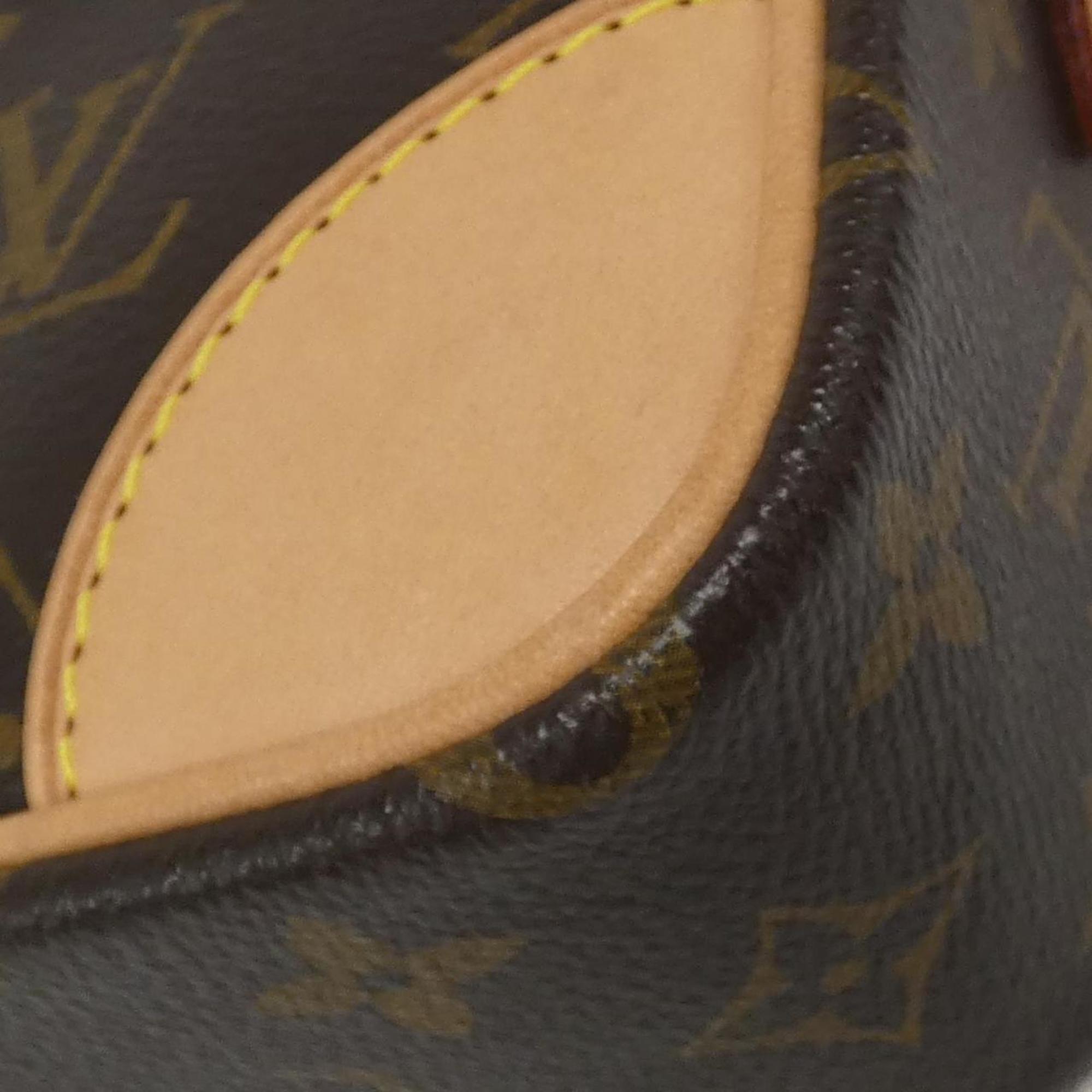 Louis Vuitton Marron Monogram Monogram Shoulder Bag (Pre-Owned)