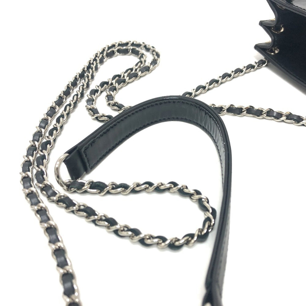 Chanel Black Pouch Shoulder Bag (Pre-Owned)