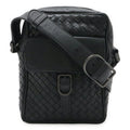 Bottega Veneta Black Leather Pochette Shoulder Bag (Pre-Owned)