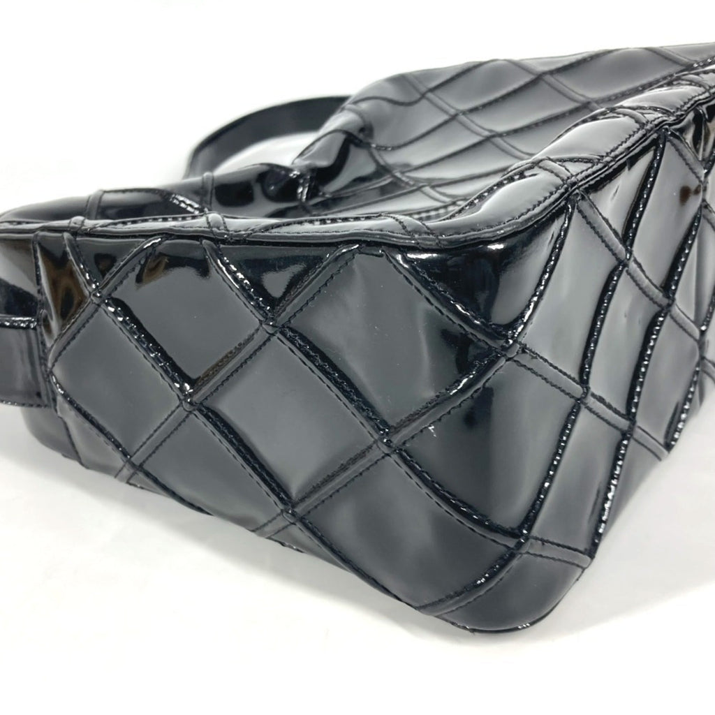 Chanel Black Patent Leather Handbag Shoulder Bag (Pre-Owned)
