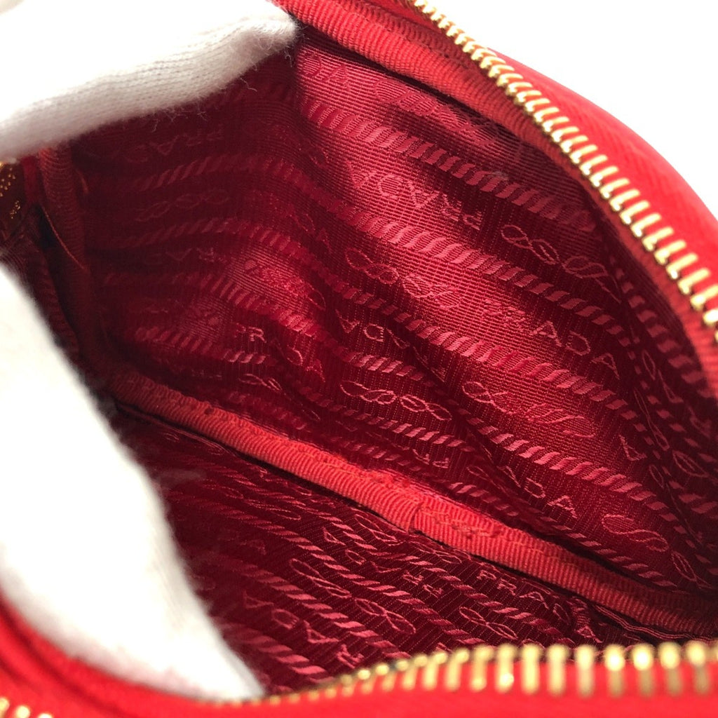 Prada Red Cloth Shoulder Bag (Pre-Owned)