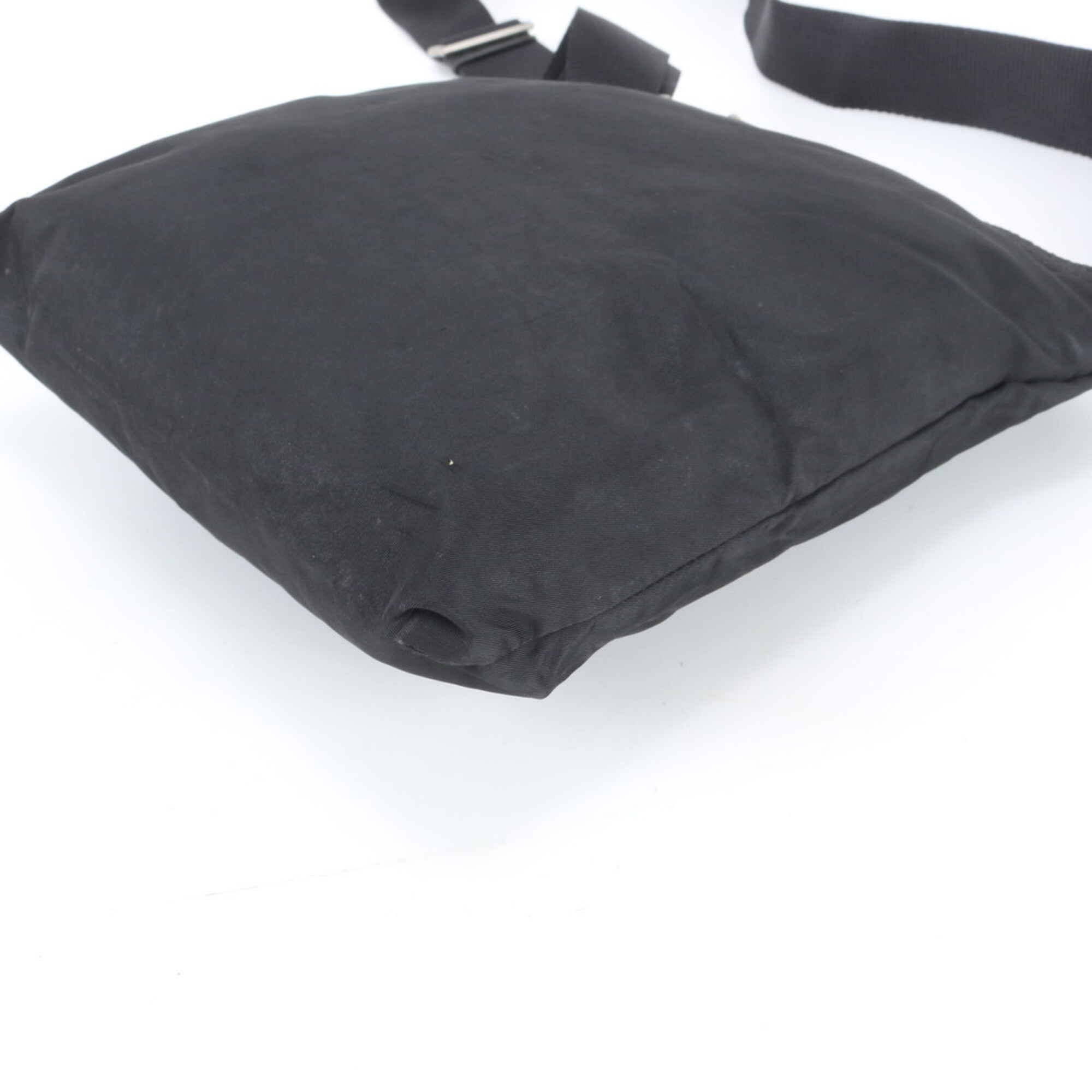 Prada Black Nylon Leather Shoulder Bag (Pre-Owned)