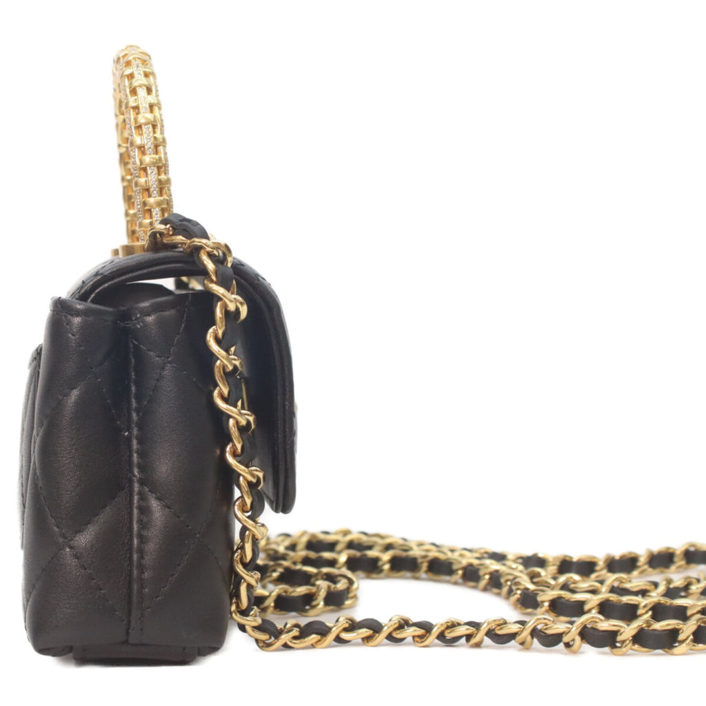 Chanel Black Leather Shoulder Bag (Pre-Owned)