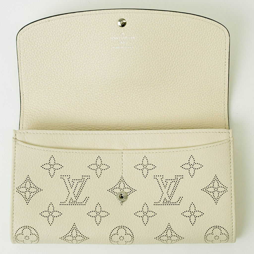 Louis Vuitton Cream Lv Off White Leather Long Wallet (Bi-Fold) (Pre-Owned)