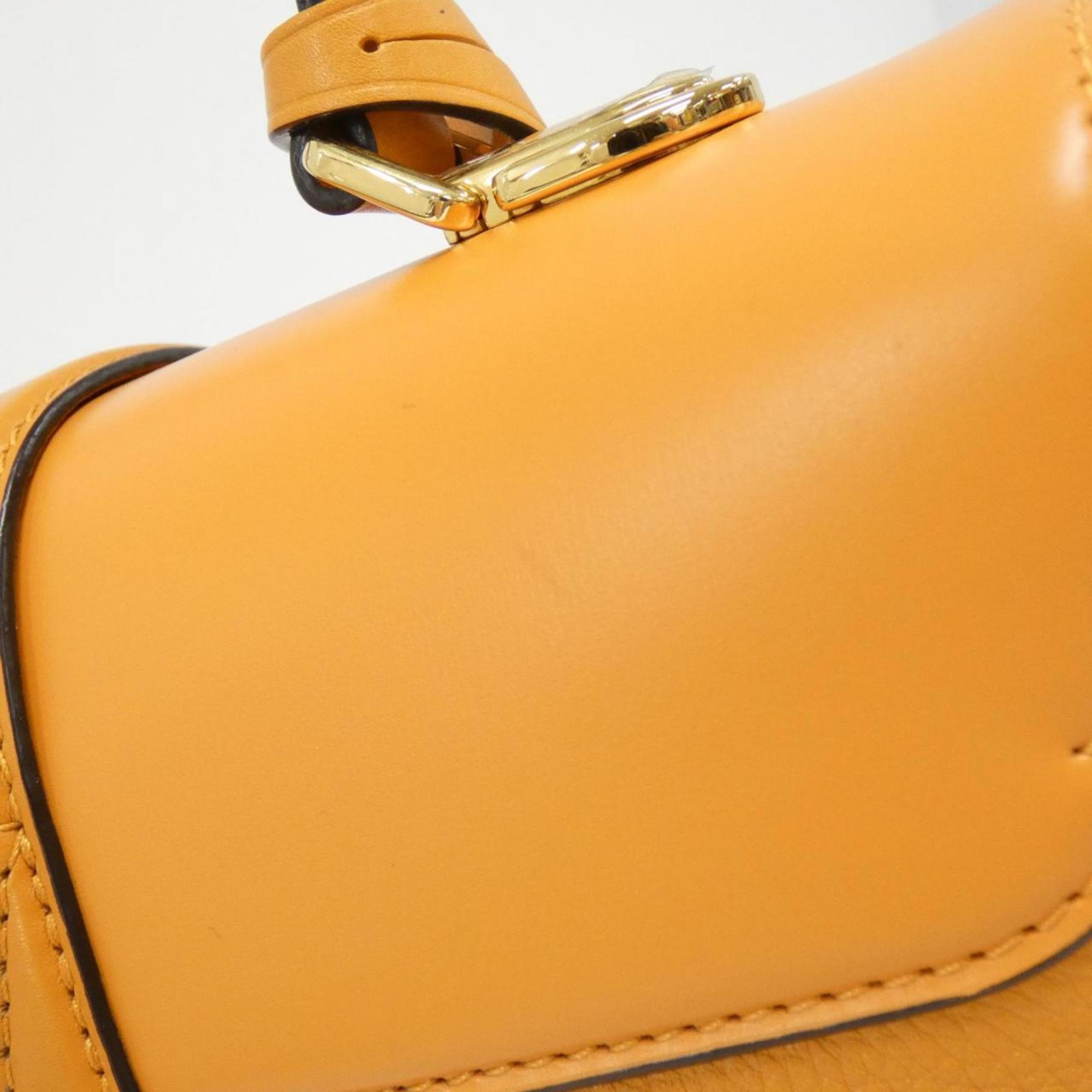 Louis Vuitton Gold Leather Handbag (Pre-Owned)