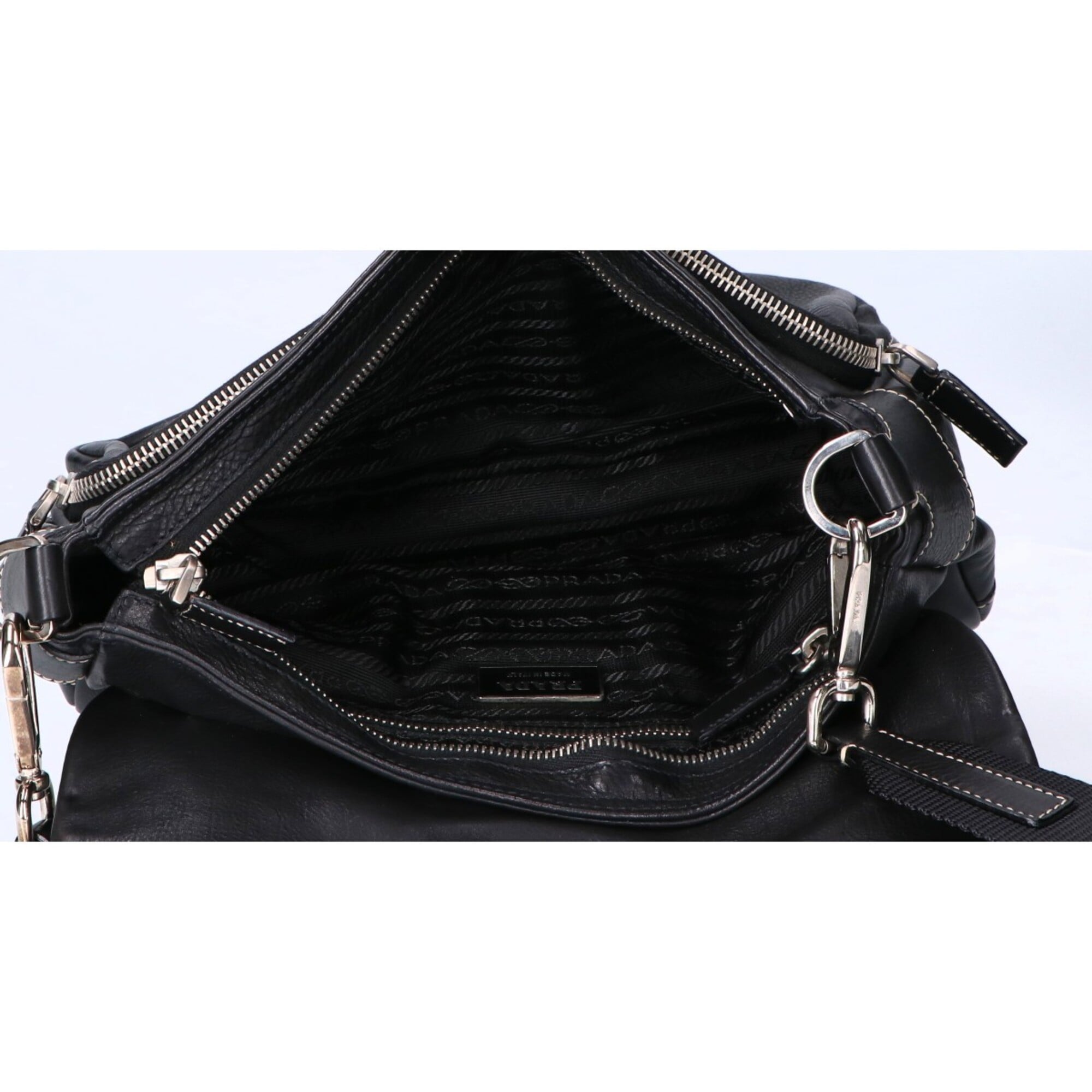 Prada Black Leather Shoulder Bag (Pre-Owned)