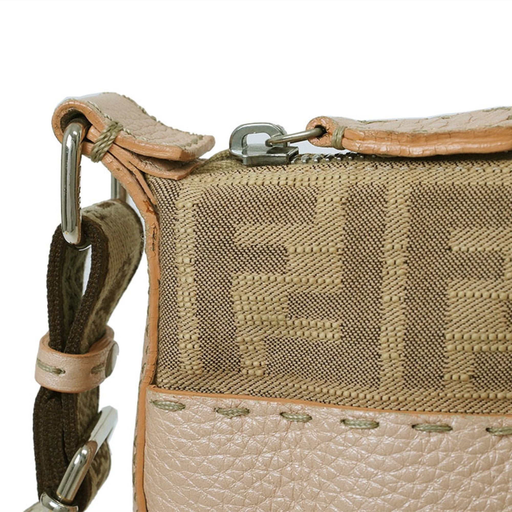 Fendi Selleria Pink Canvas Shoulder Bag (Pre-Owned)