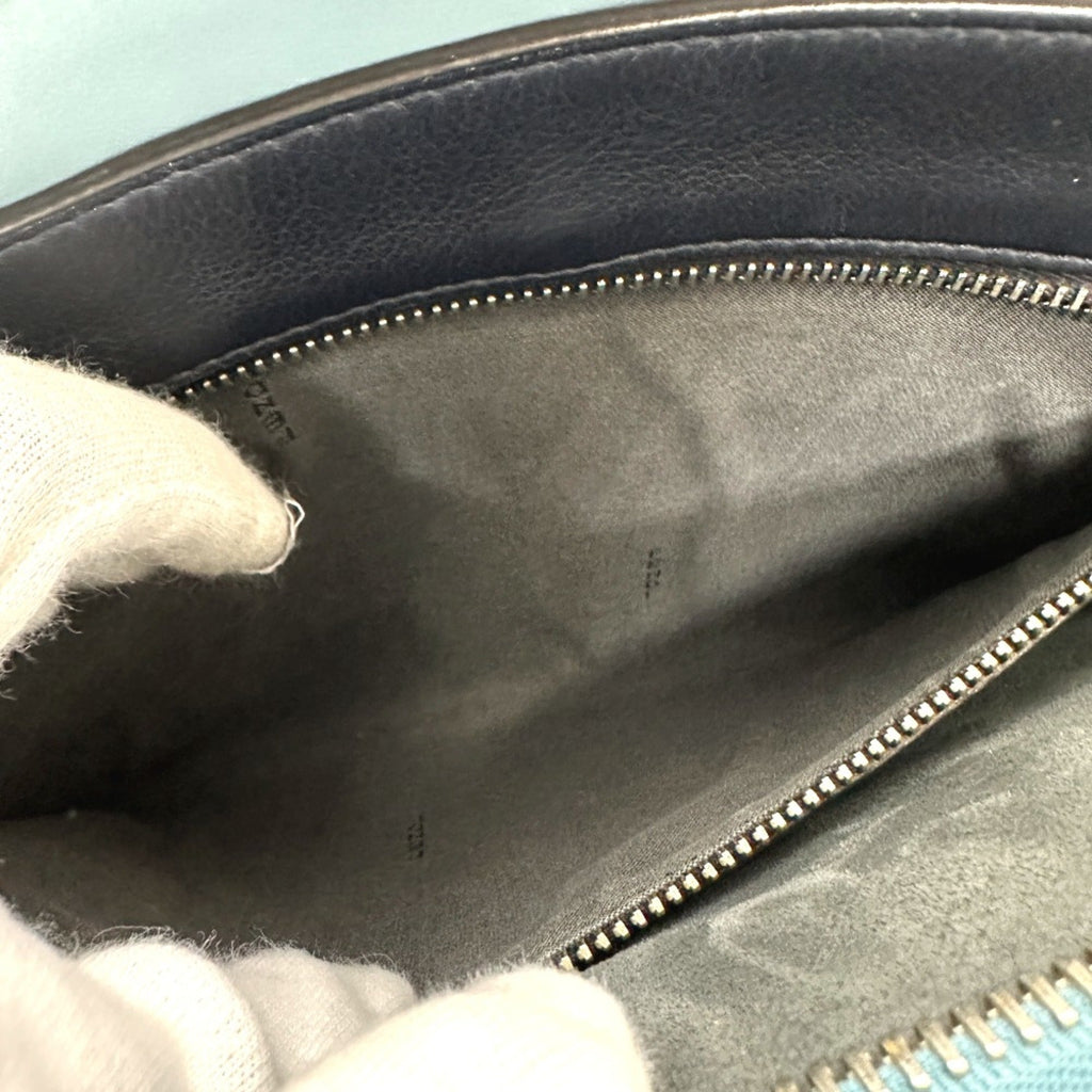 Fendi Blue Leather Handbag (Pre-Owned)