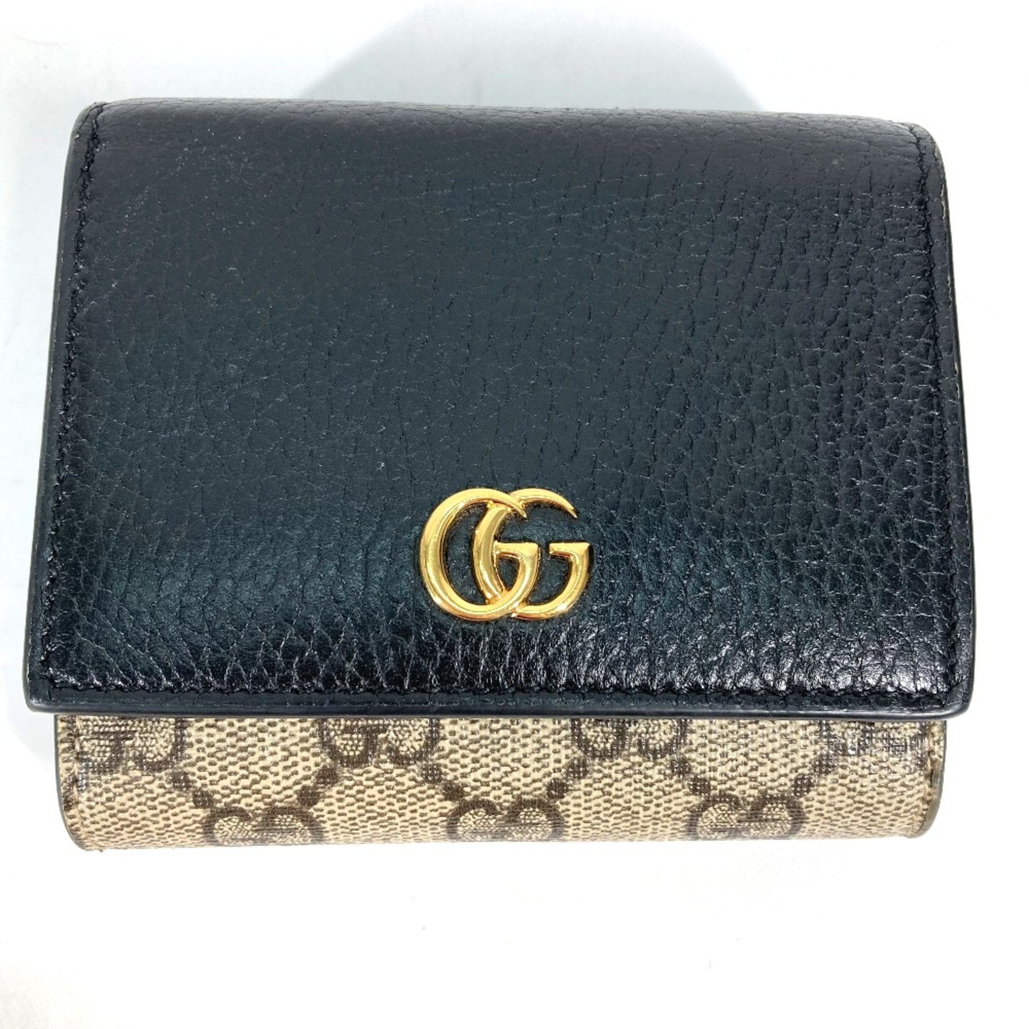 Gucci Beige Leather Wallet (Bi-Fold) (Pre-Owned)