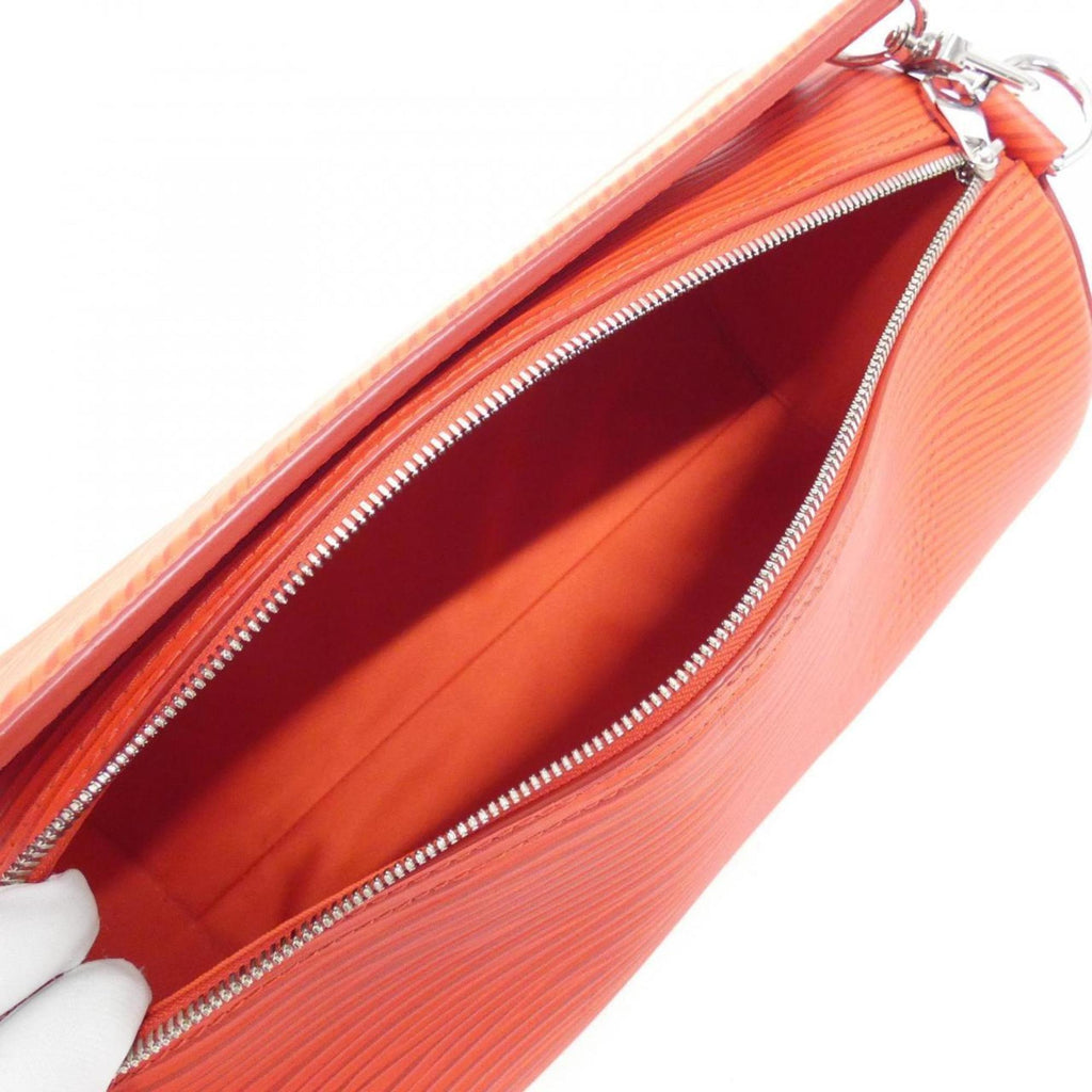 Louis Vuitton Rouge Leather Shoulder Bag (Pre-Owned)