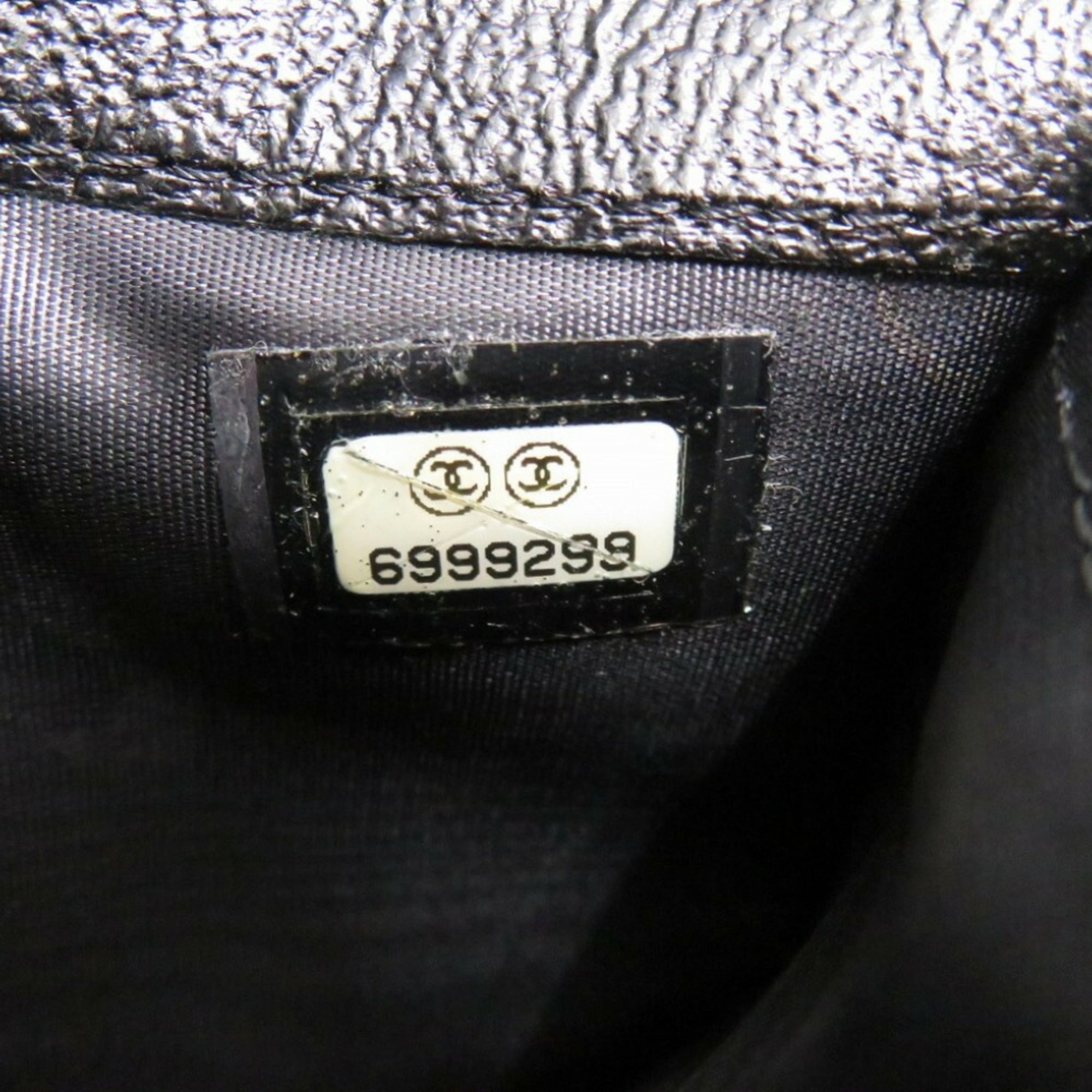 Chanel Black Leather Wallet (Bi-Fold) (Pre-Owned)