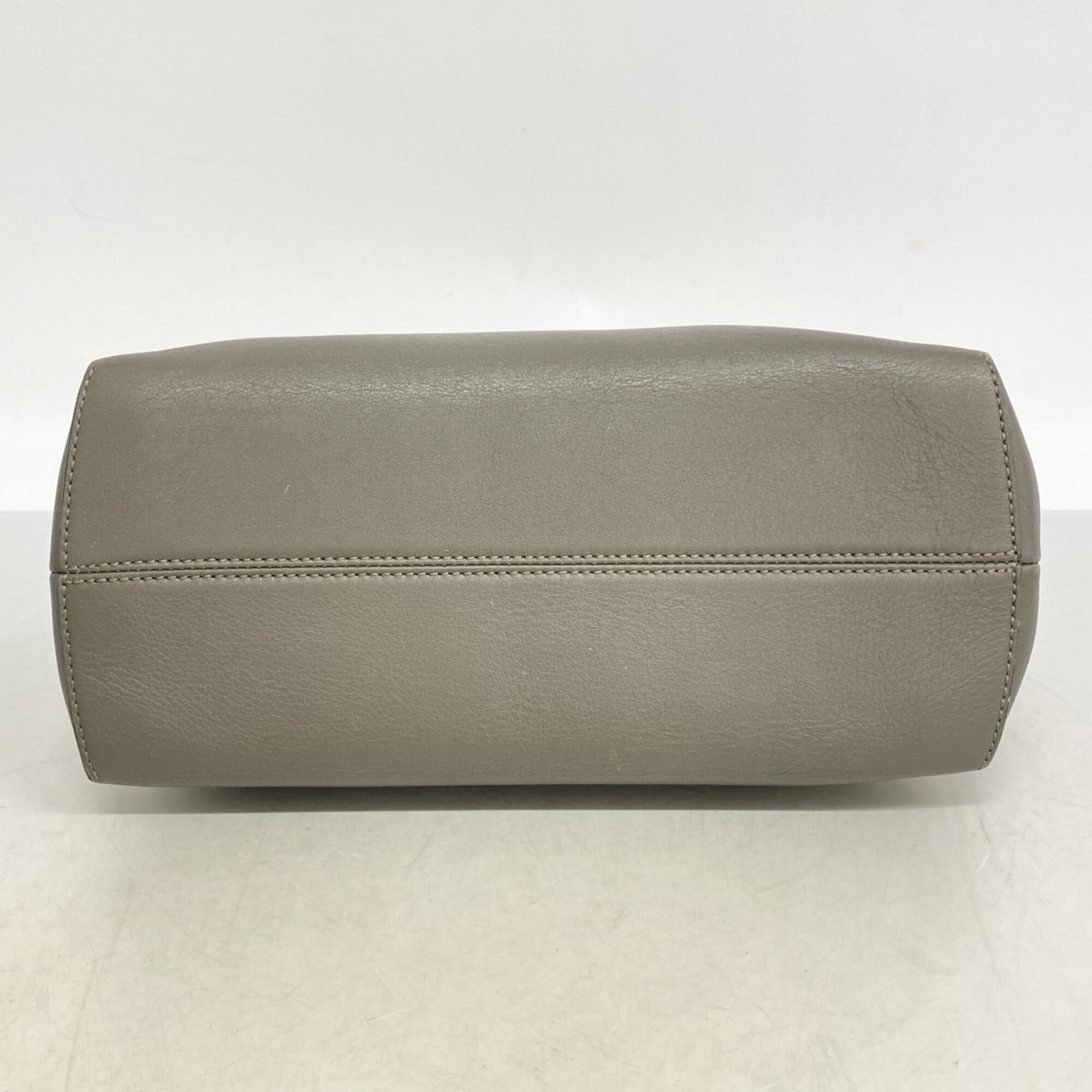 Fendi Gray Leather Handbag (Pre-Owned)