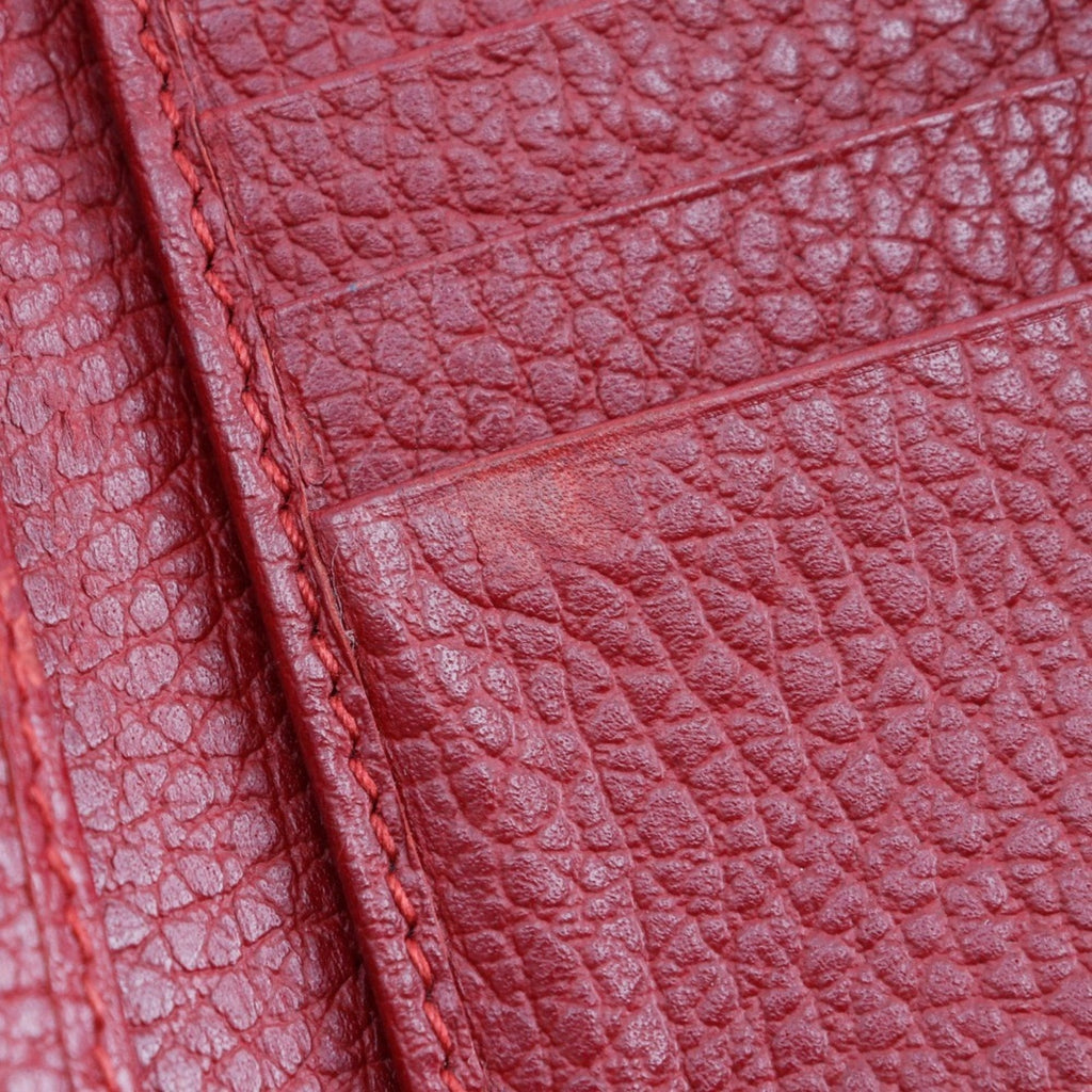 Gucci Red Color Leather Wallet (Bi-Fold) (Pre-Owned)