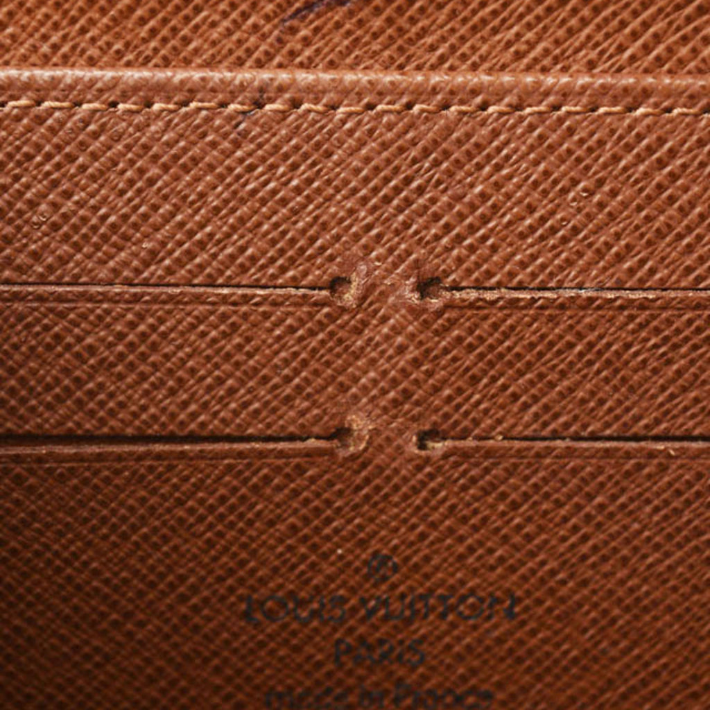 Louis Vuitton Monogram Monogram Wallet (Bi-Fold) (Pre-Owned)