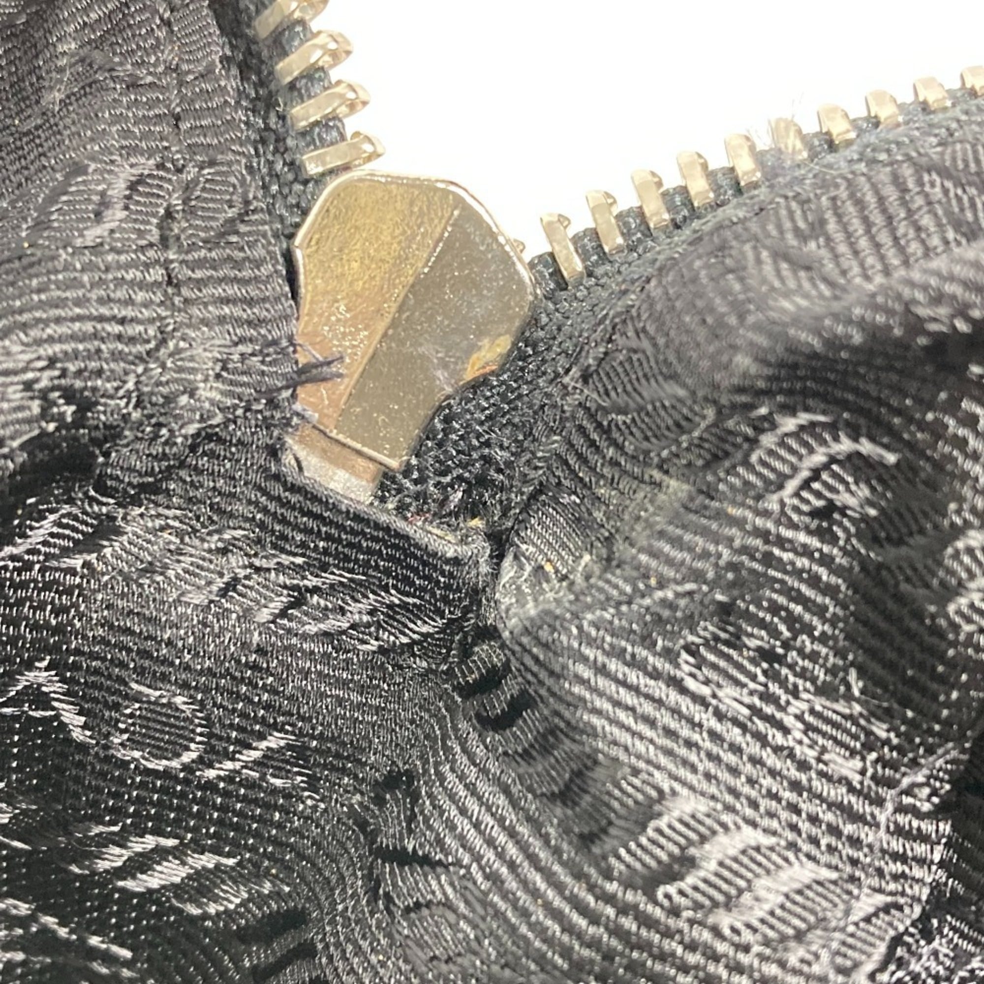 Prada Black Nylon Handbag (Pre-Owned)