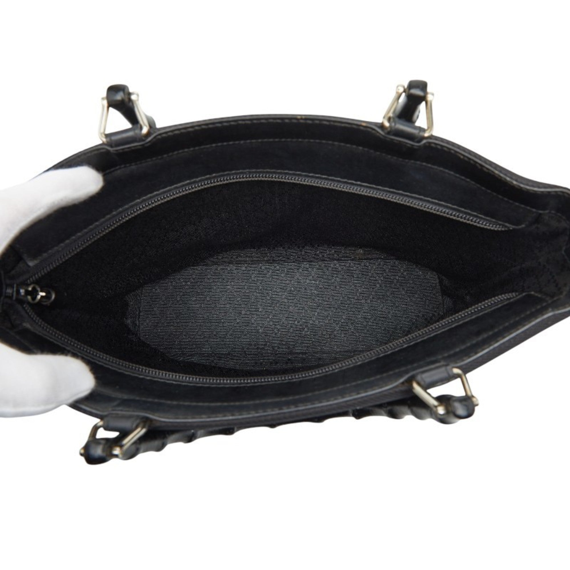 Gucci Black Nylon Shoulder Bag (Pre-Owned)