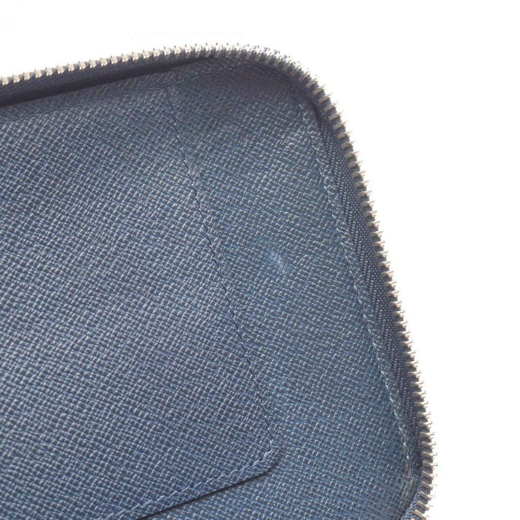 Louis Vuitton Navy Ocean Taiga Leather Long Wallet (Bi-Fold) (Pre-Owned)