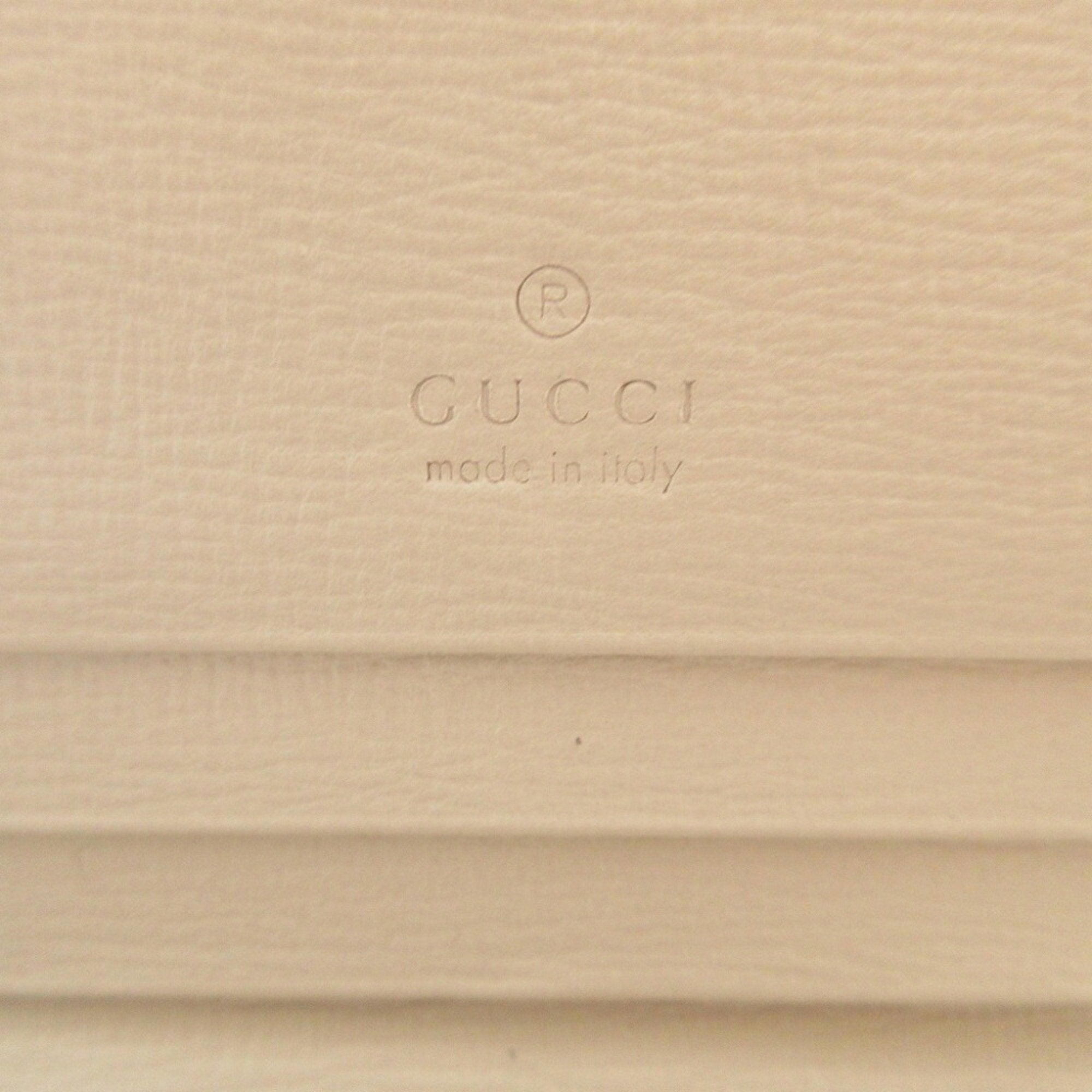 Gucci Beige White Gg Supreme Leather Wallet (Bi-Fold) (Pre-Owned)