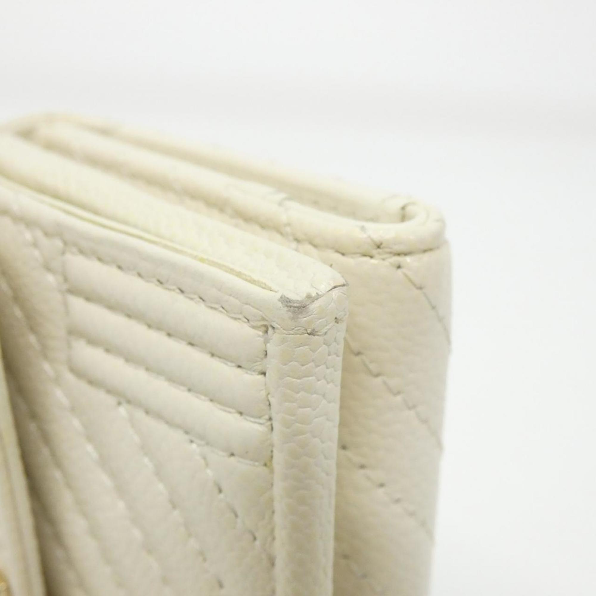 Chanel White Grained Calfskin Wallet (Bi-Fold) (Pre-Owned)