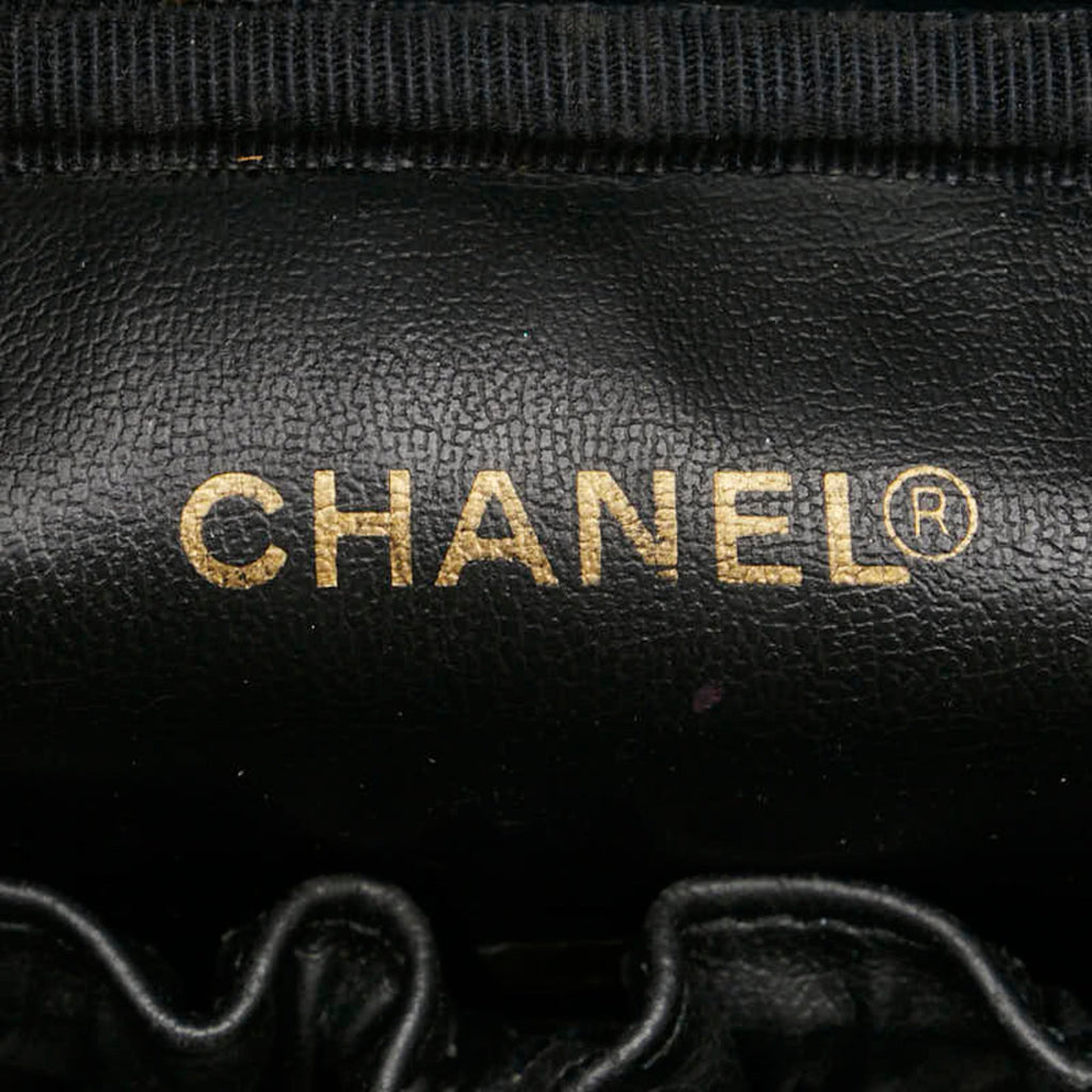 Chanel Black Grained Calfskin Pouch Vanity Bag (Pre-Owned)
