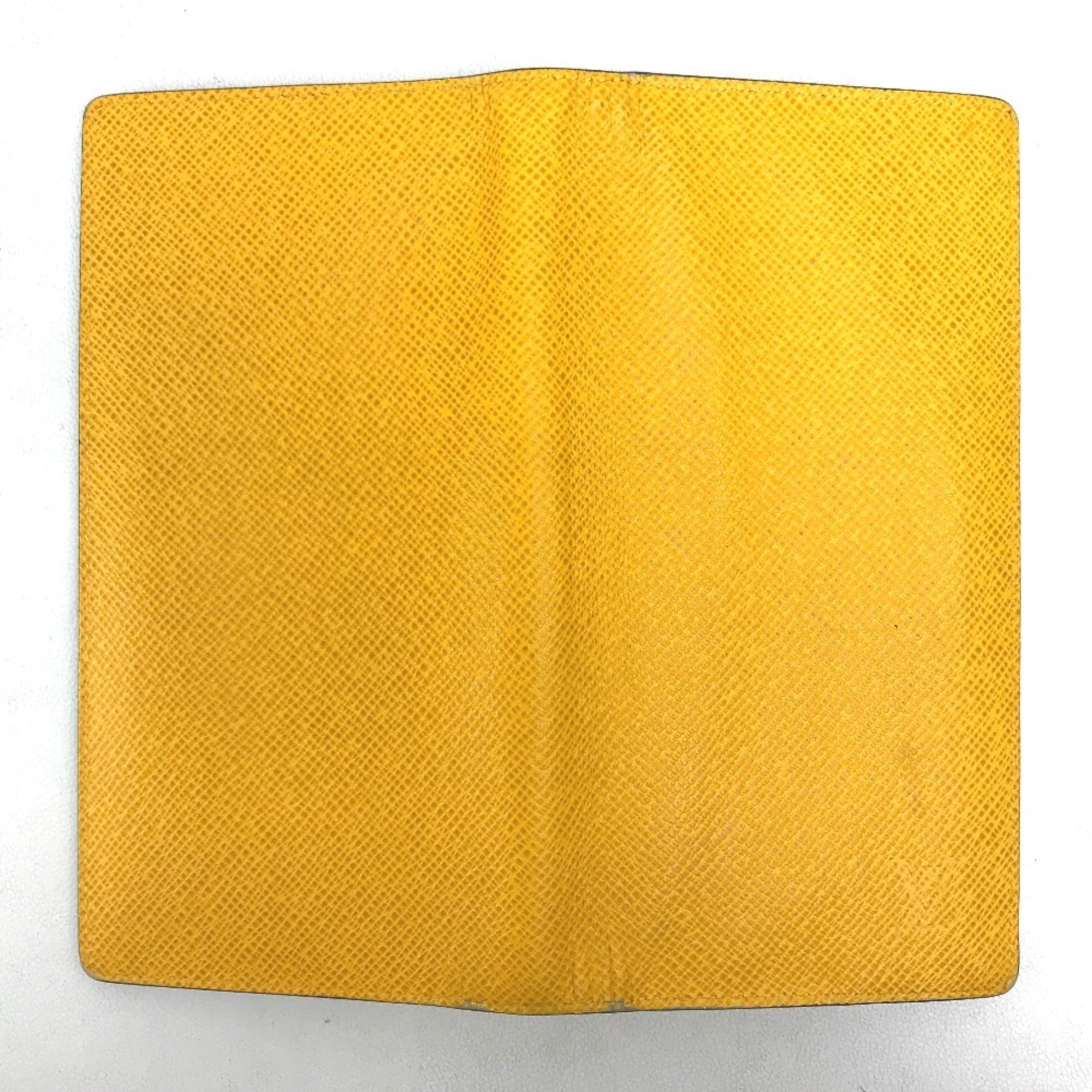 Louis Vuitton Taiga Jaune Yellow Taiga Leather Long Wallet (Bi-Fold) (Pre-Owned)