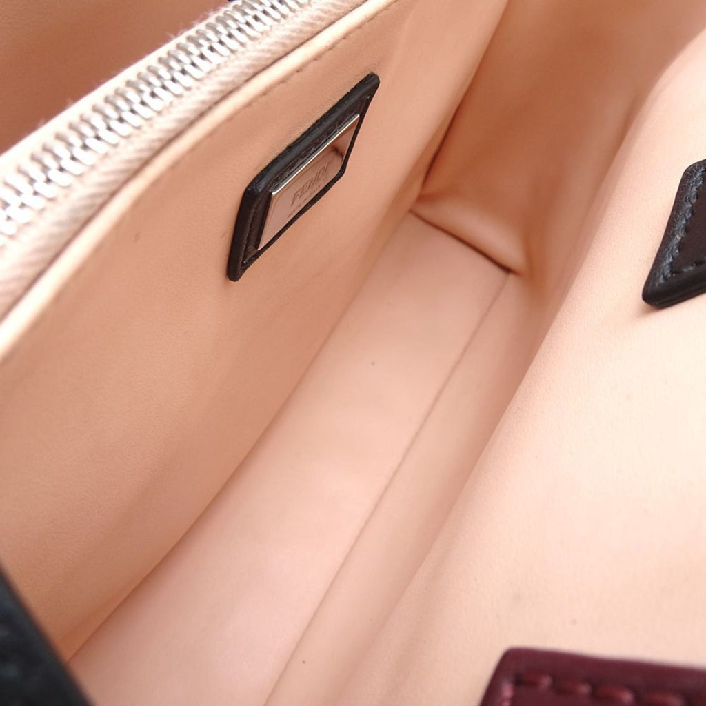 Fendi Black Leather Handbag (Pre-Owned)