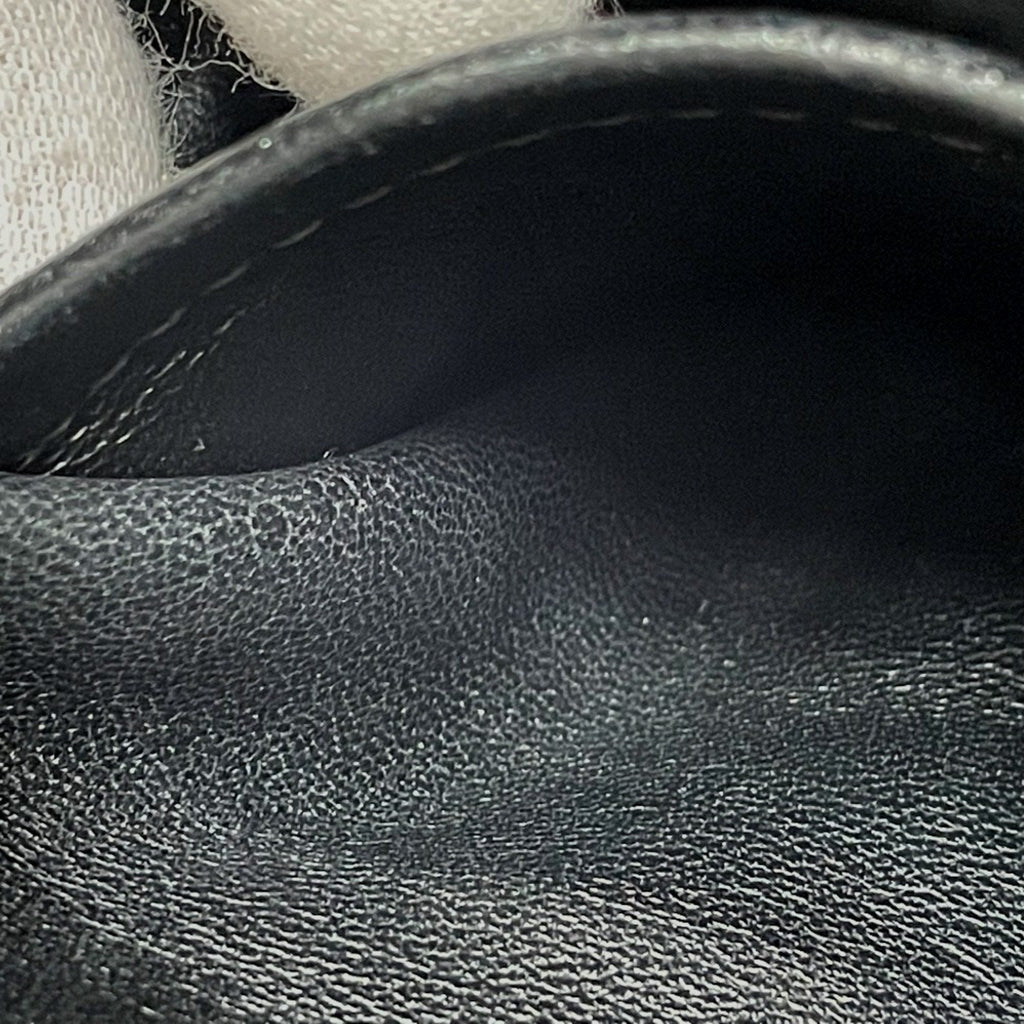 Louis Vuitton Black Leather Handbag (Pre-Owned)