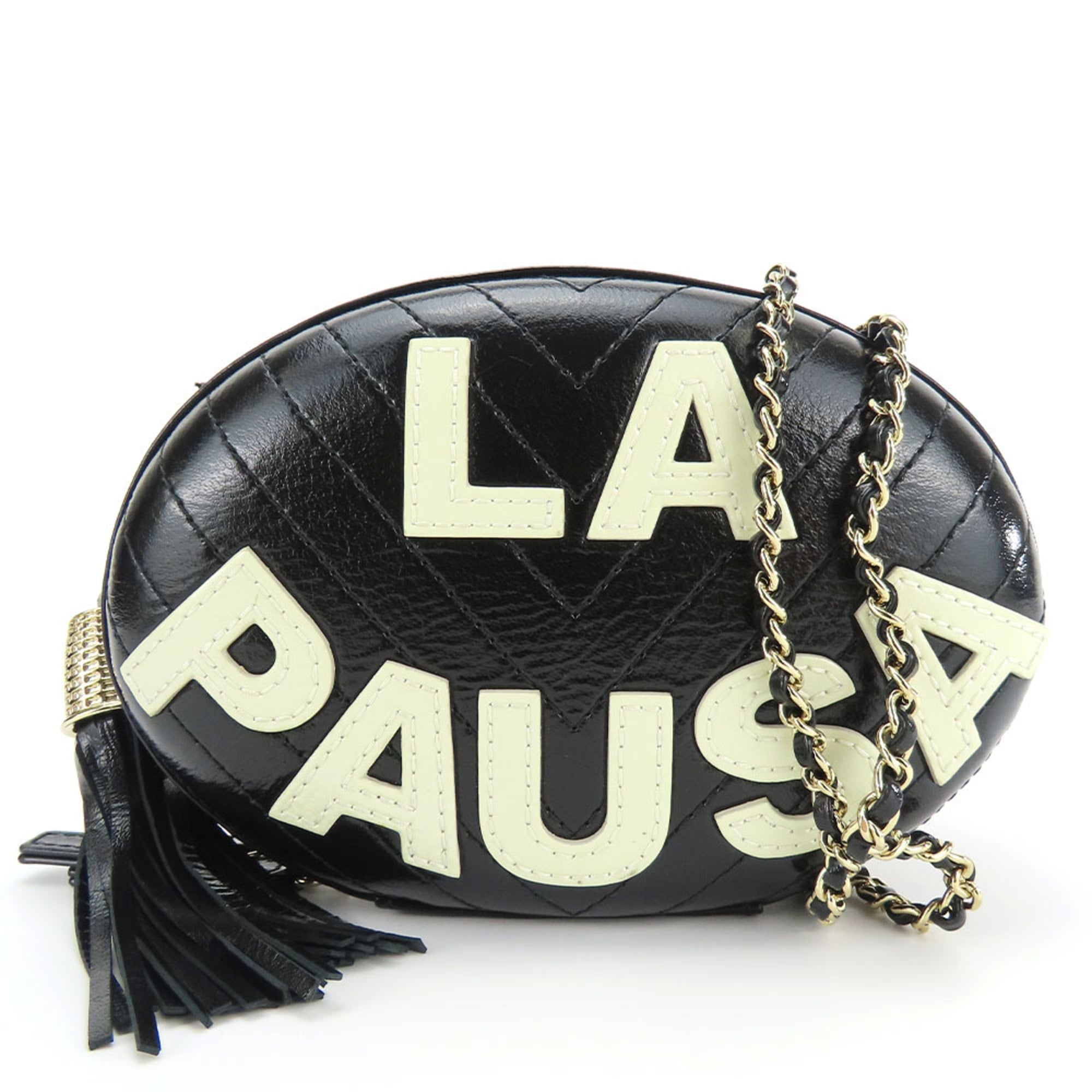Chanel Black Leather Shoulder Bag (Pre-Owned)