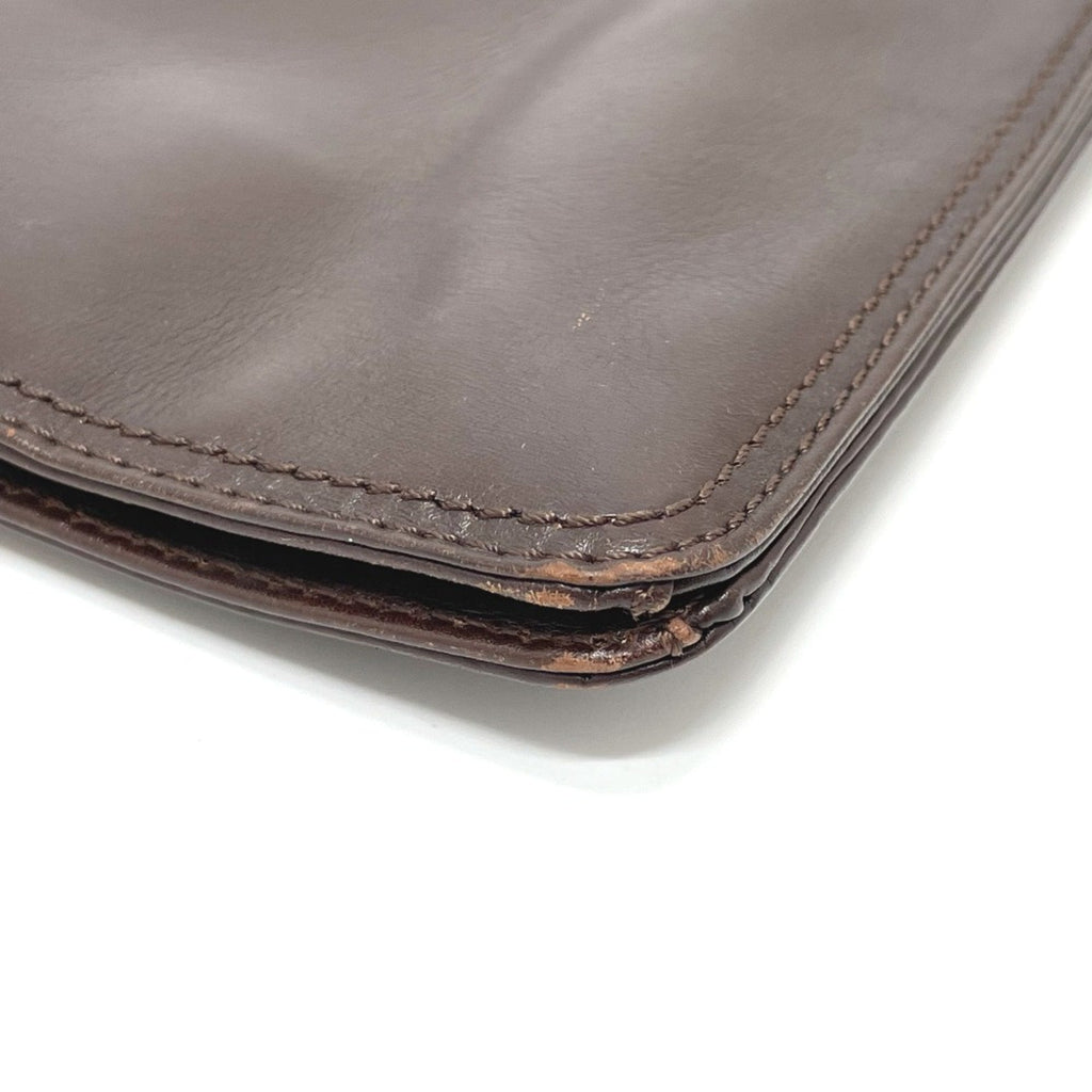 Chanel Brown Leather Shoulder Bag (Pre-Owned)