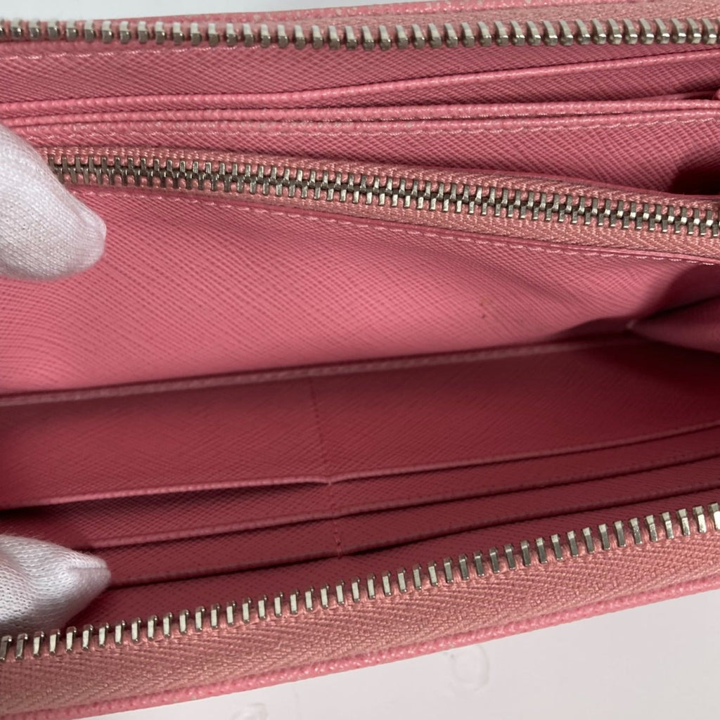 Prada Pink Other Long Wallet (Bi-Fold) (Pre-Owned)
