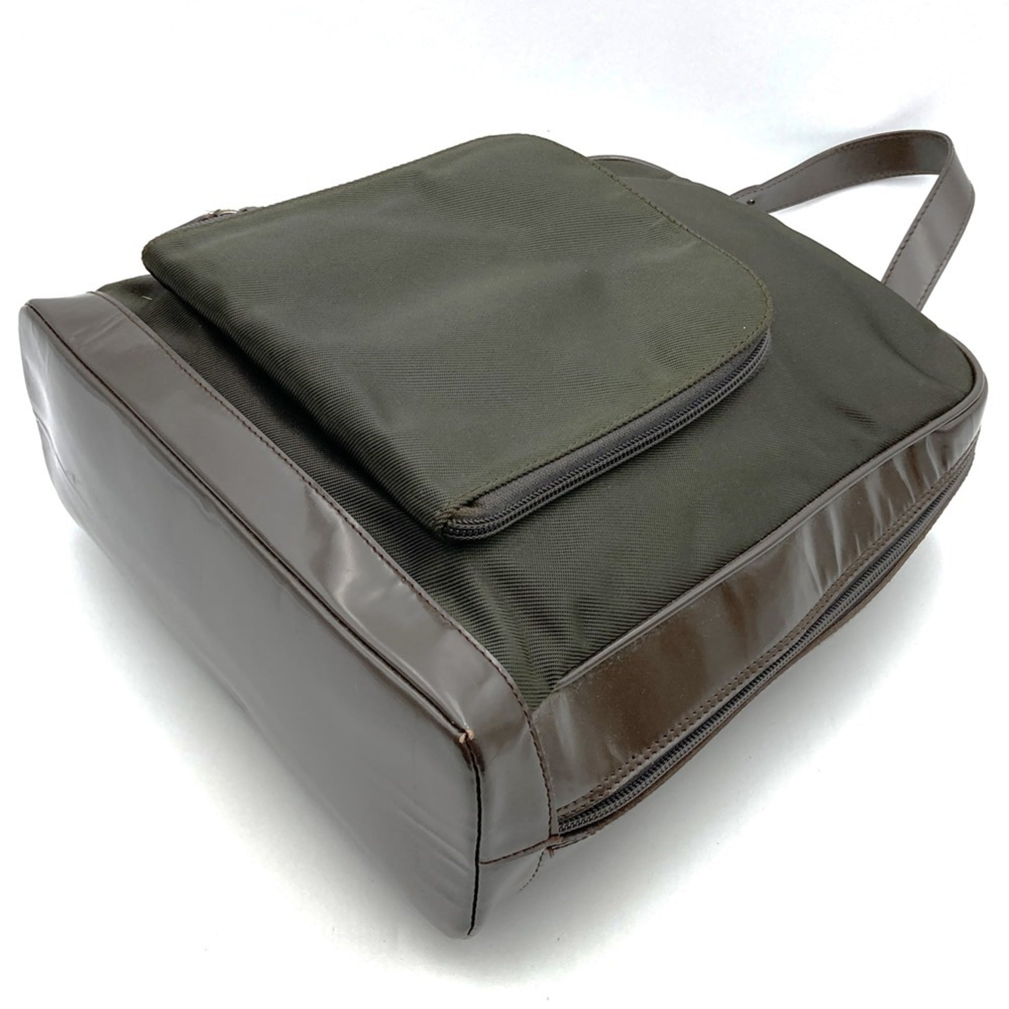 Gucci Brown Leather Nylon Sling Bag (Pre-Owned)
