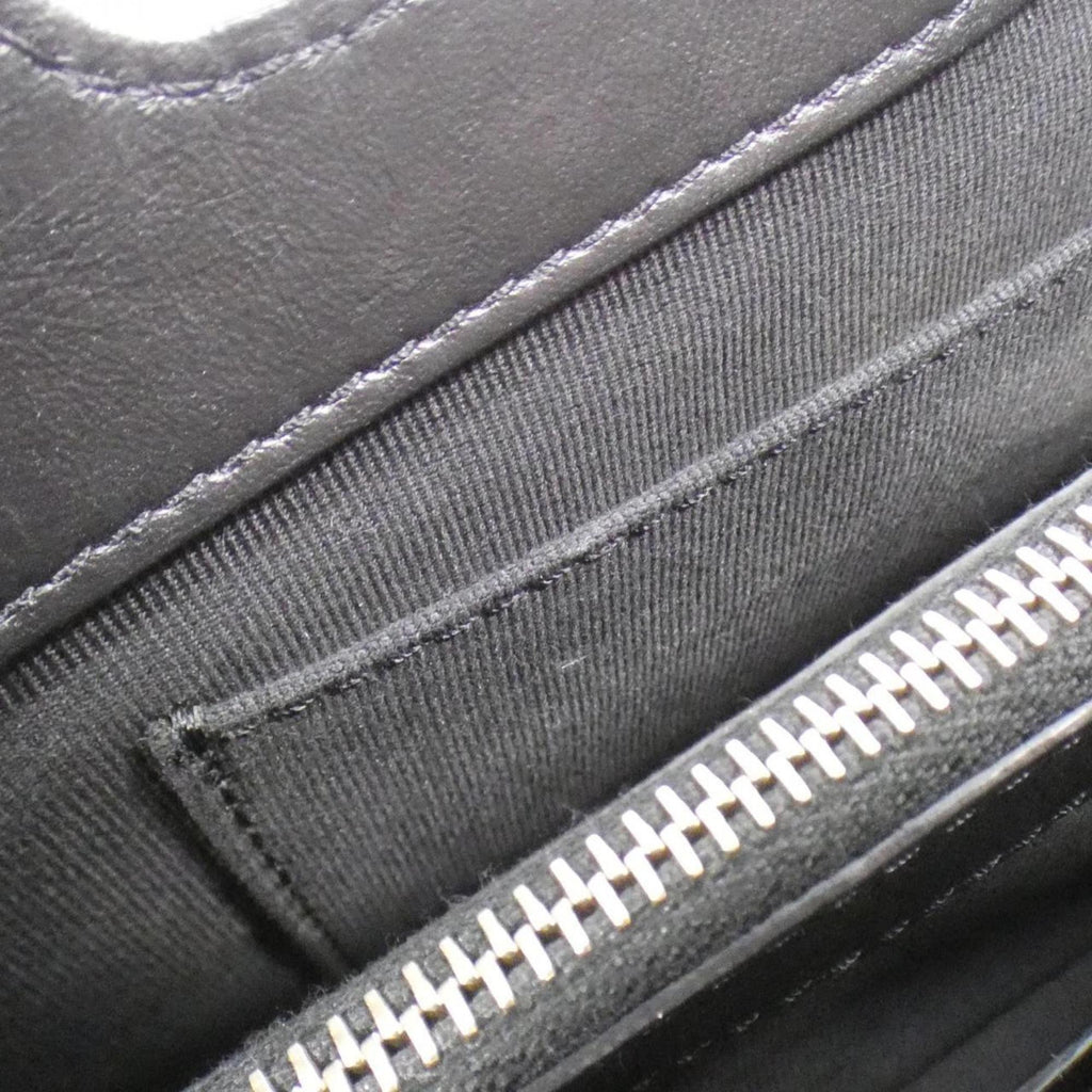 Chanel Black Leather Shoulder Bag (Pre-Owned)