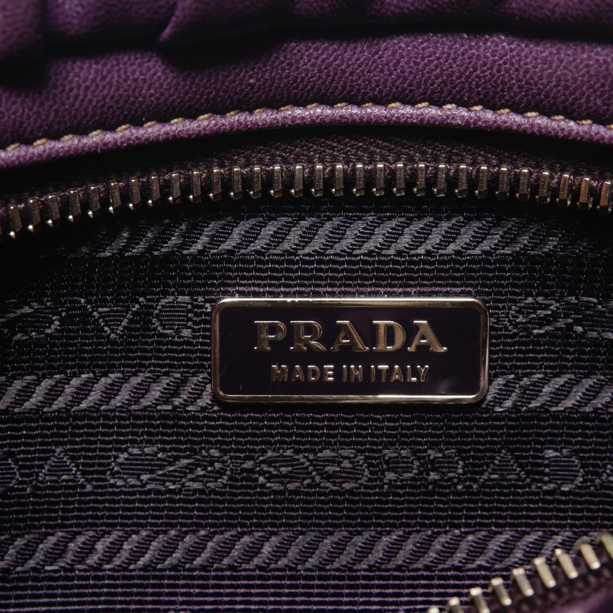 Prada Purple Leather Shoulder Bag (Pre-Owned)