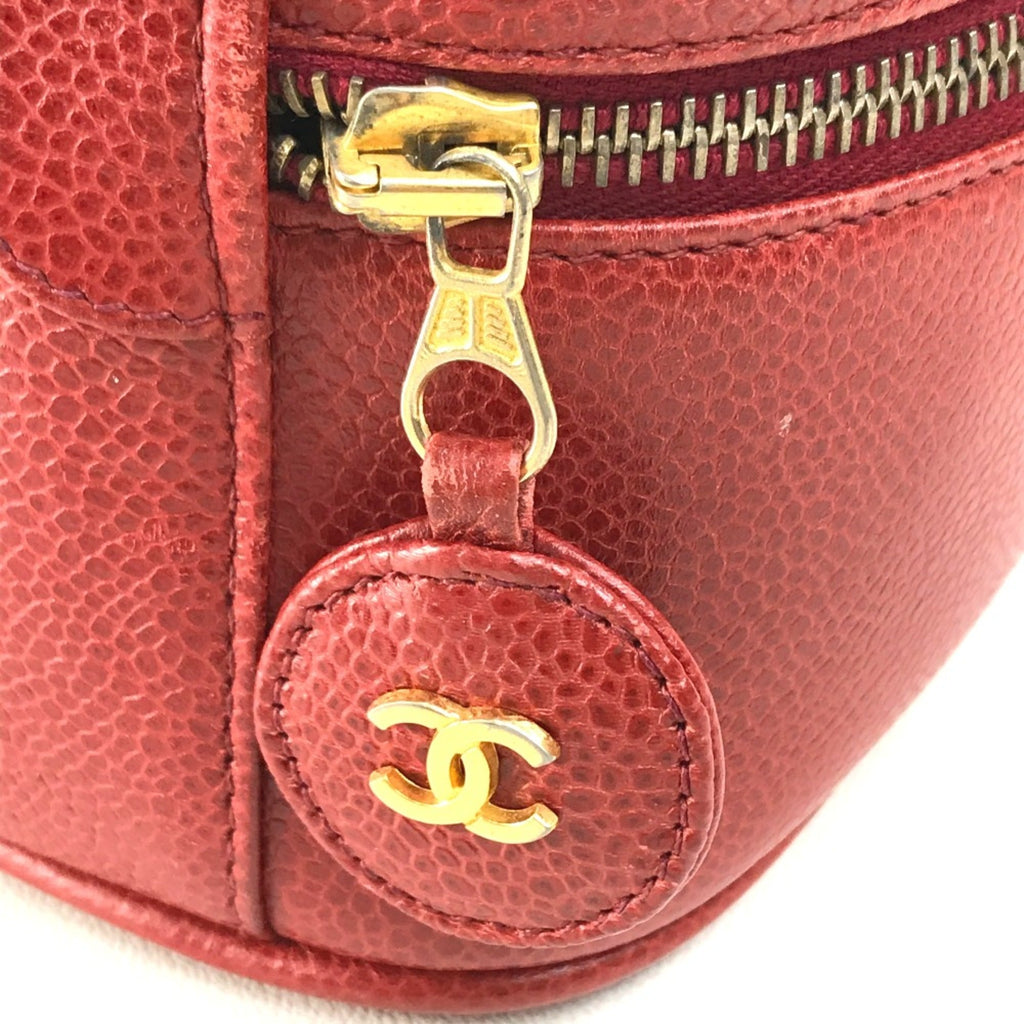 Chanel Red Leather Handbag (Pre-Owned)
