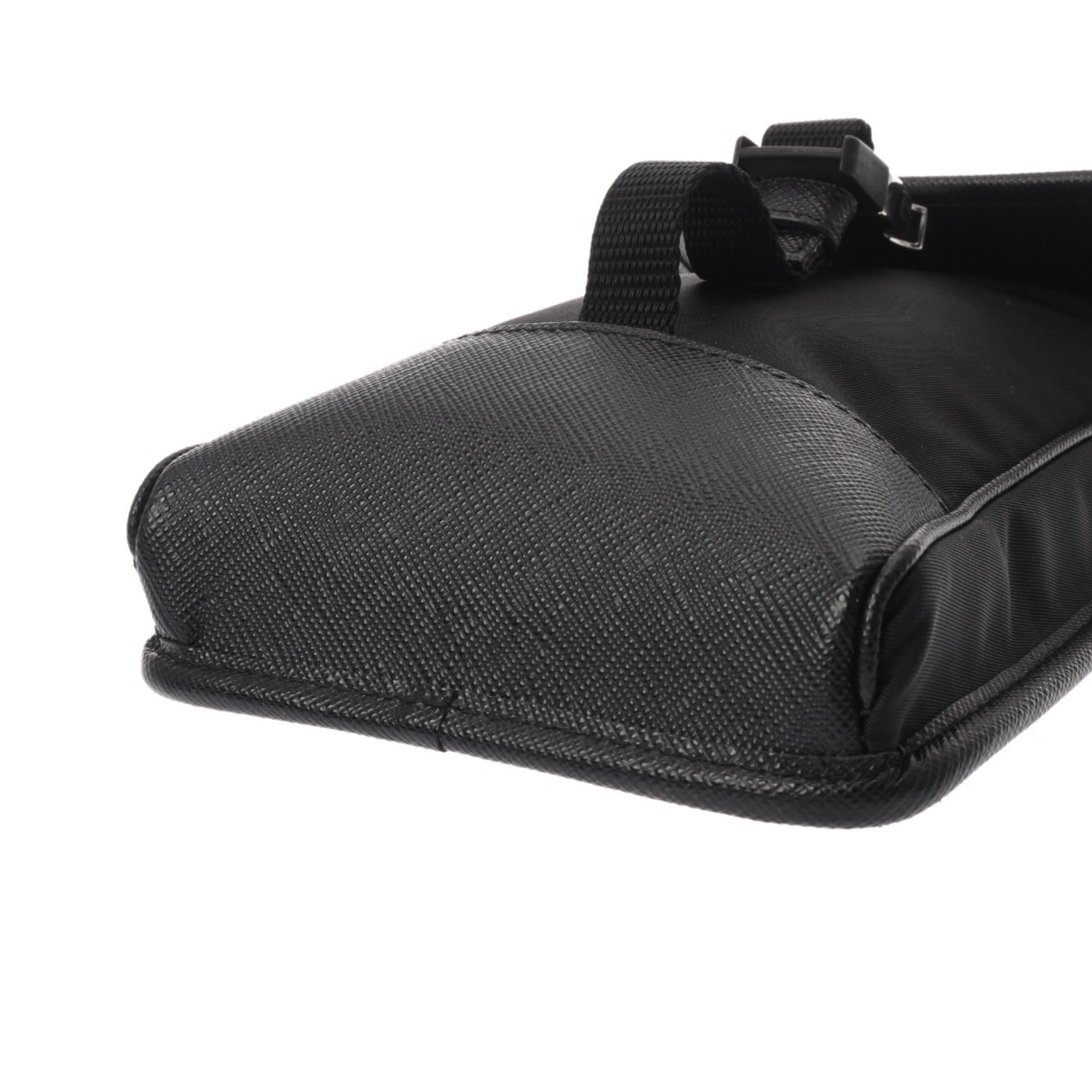 Prada Black Nylon Leather Shoulder Bag (Pre-Owned)