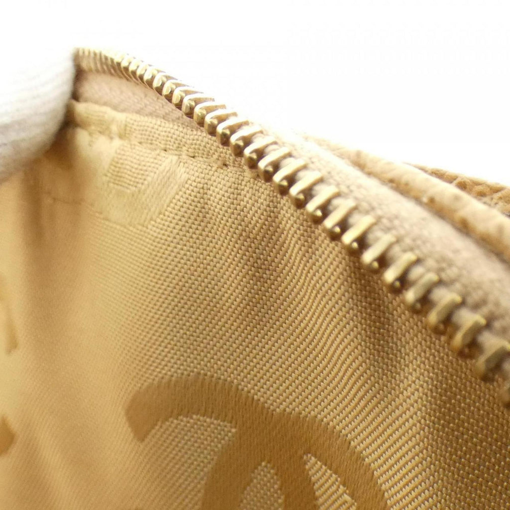 Chanel Beige Grained Calfskin Shoulder Bag (Pre-Owned)