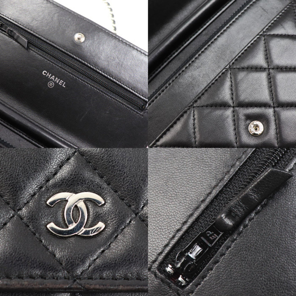 Chanel Black Leather Shoulder Bag (Pre-Owned)