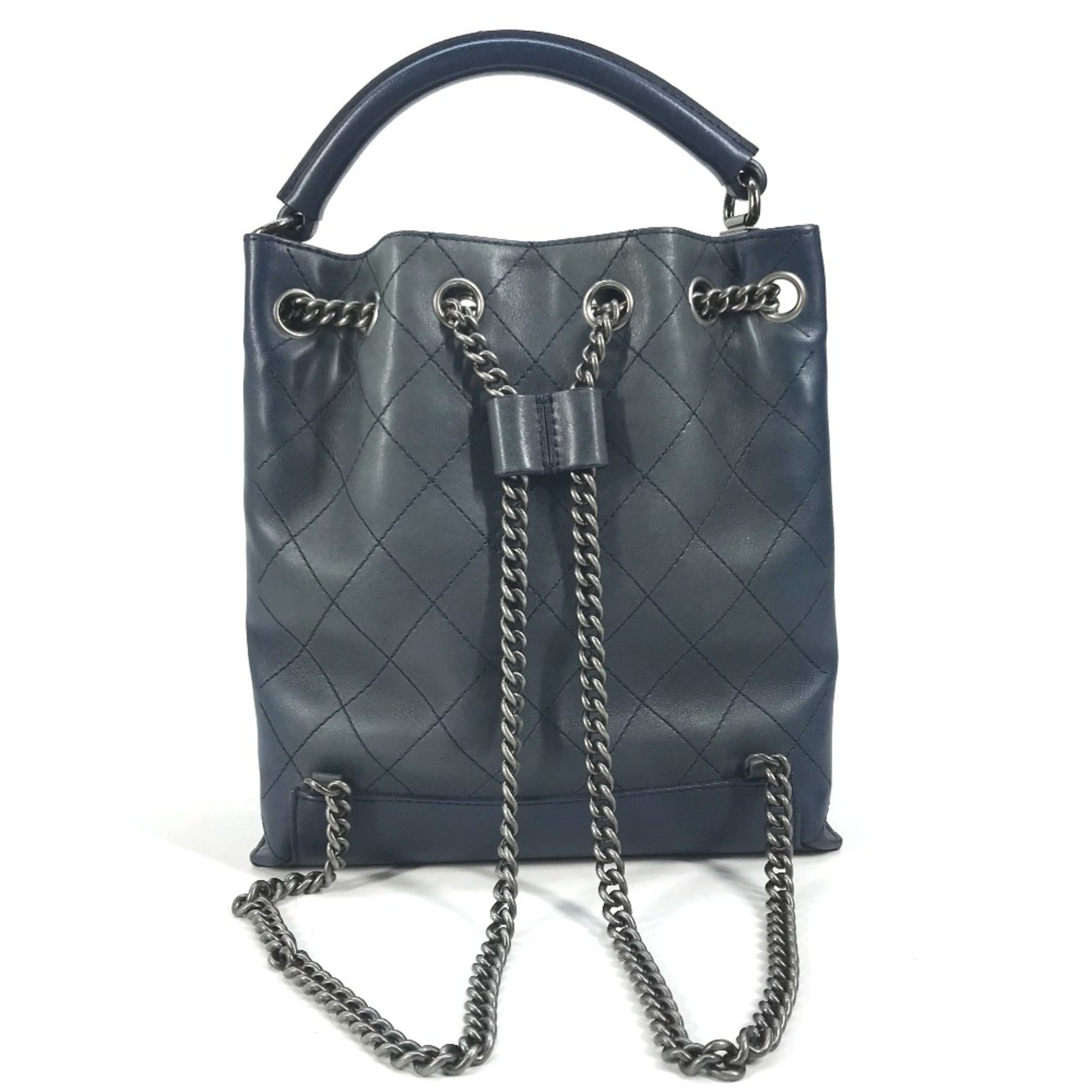 Chanel Blue Leather Shoulder Bag (Pre-Owned)