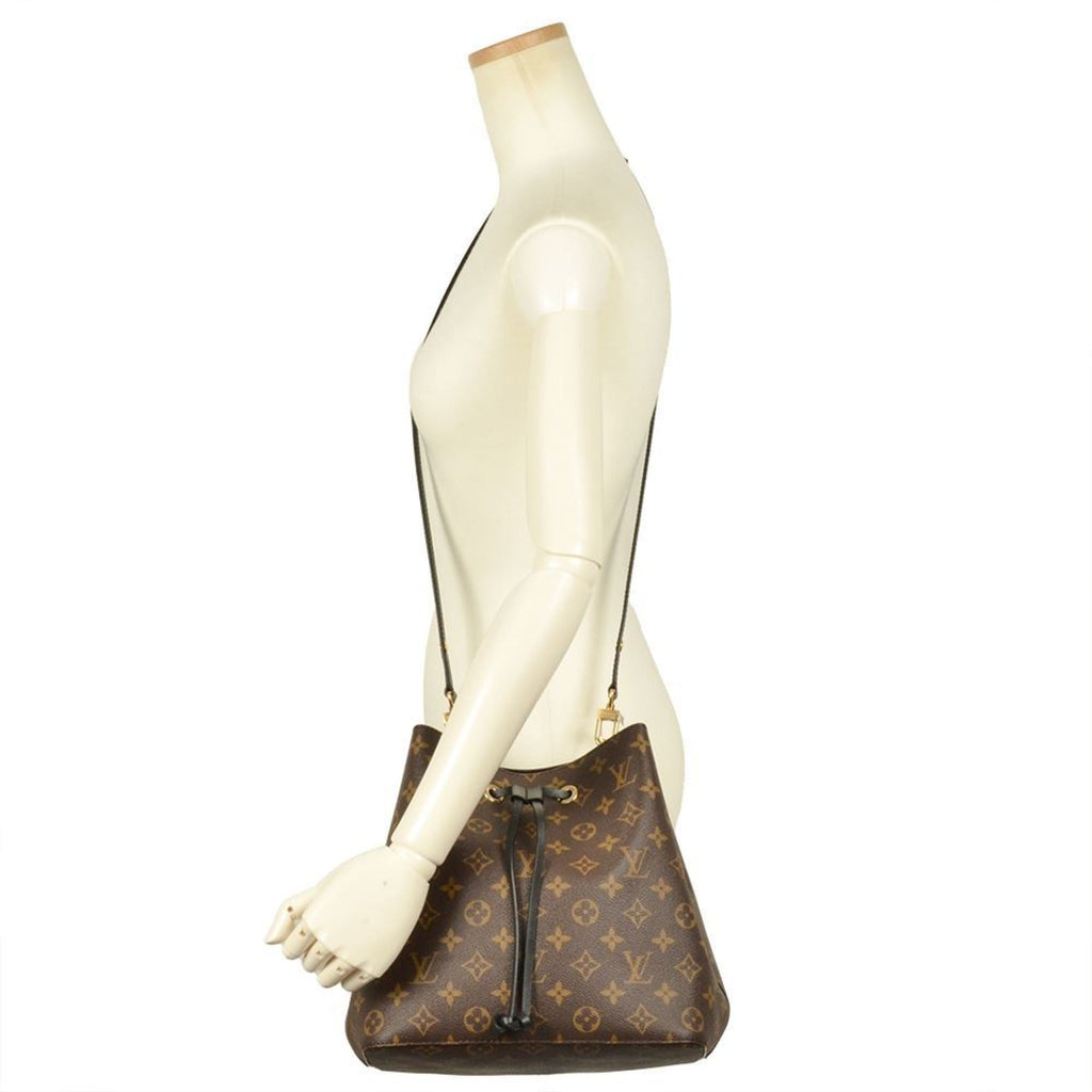 Louis Vuitton Brown Shoulder Bag (Pre-Owned)
