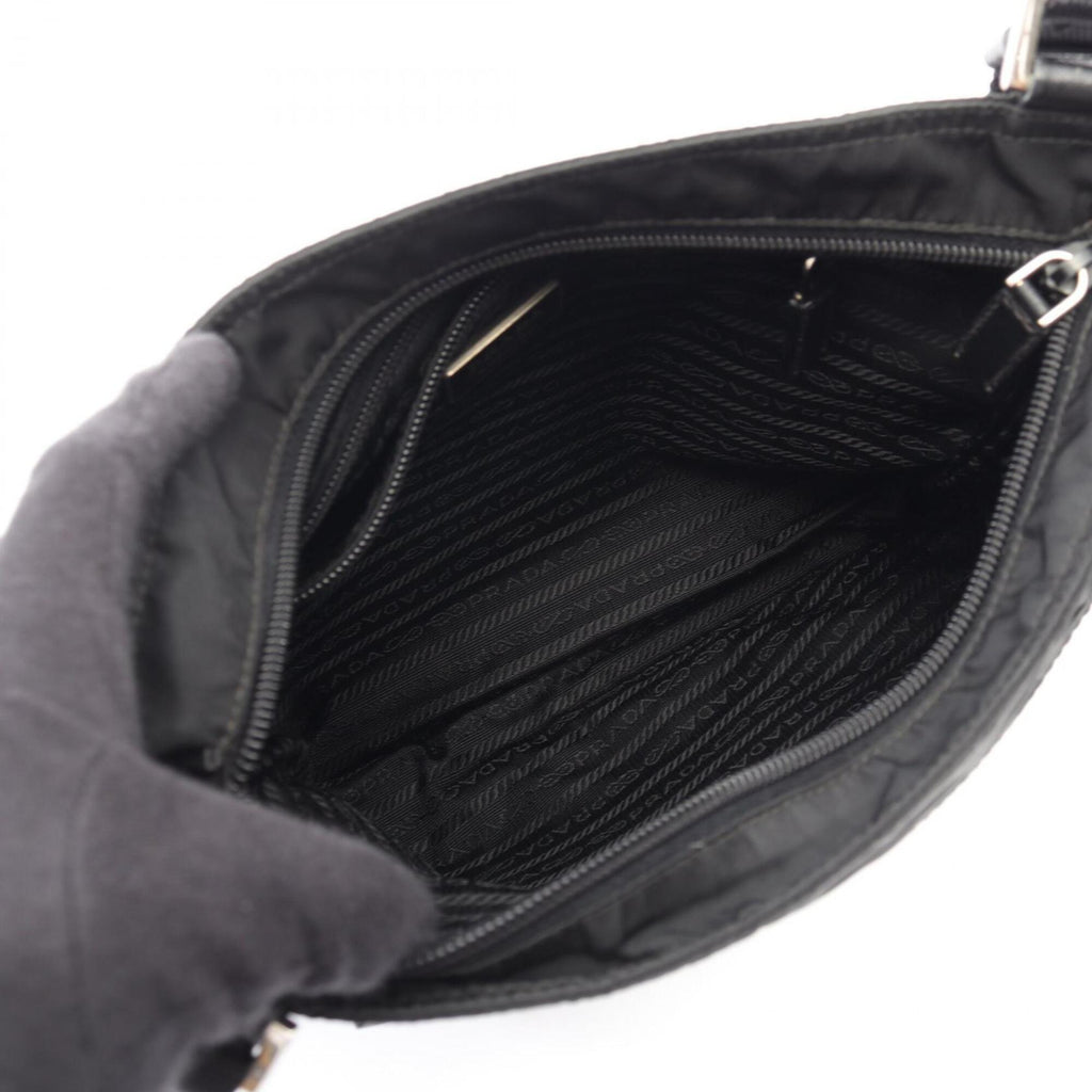 Prada Black Nylon Saffiano Triangle Handbag Shoulder Bag (Pre-Owned)