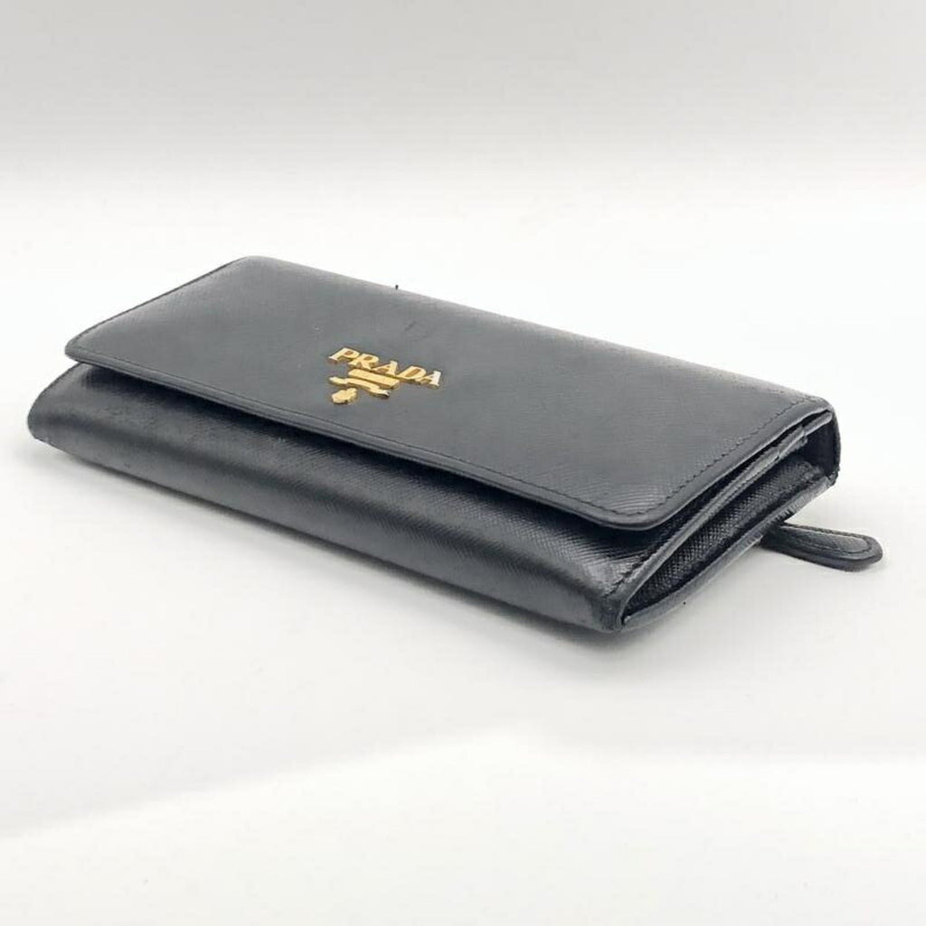 Prada Black Saffiano Long Wallet (Bi-Fold) (Pre-Owned)