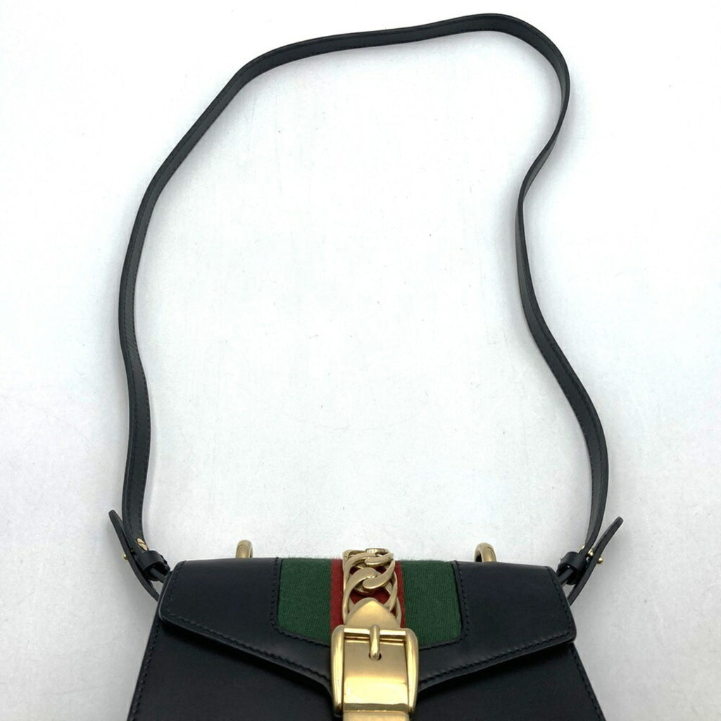 Gucci Sherry Line Black Leather Shoulder Bag (Pre-Owned)