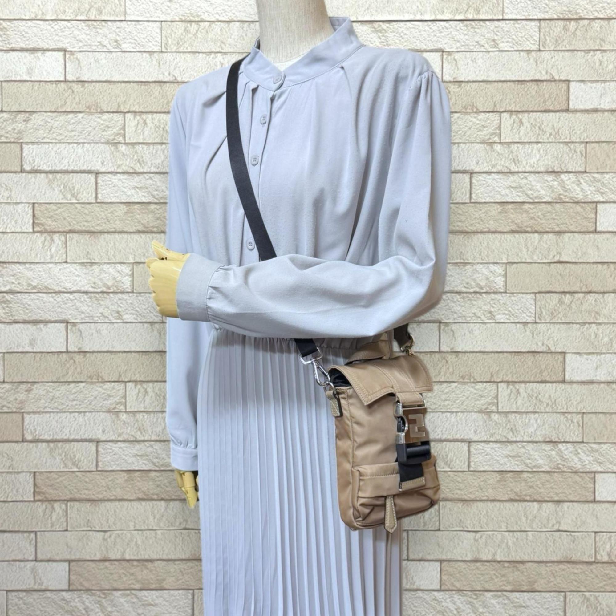 Fendi Brown Nylon Shoulder Bag (Pre-Owned)