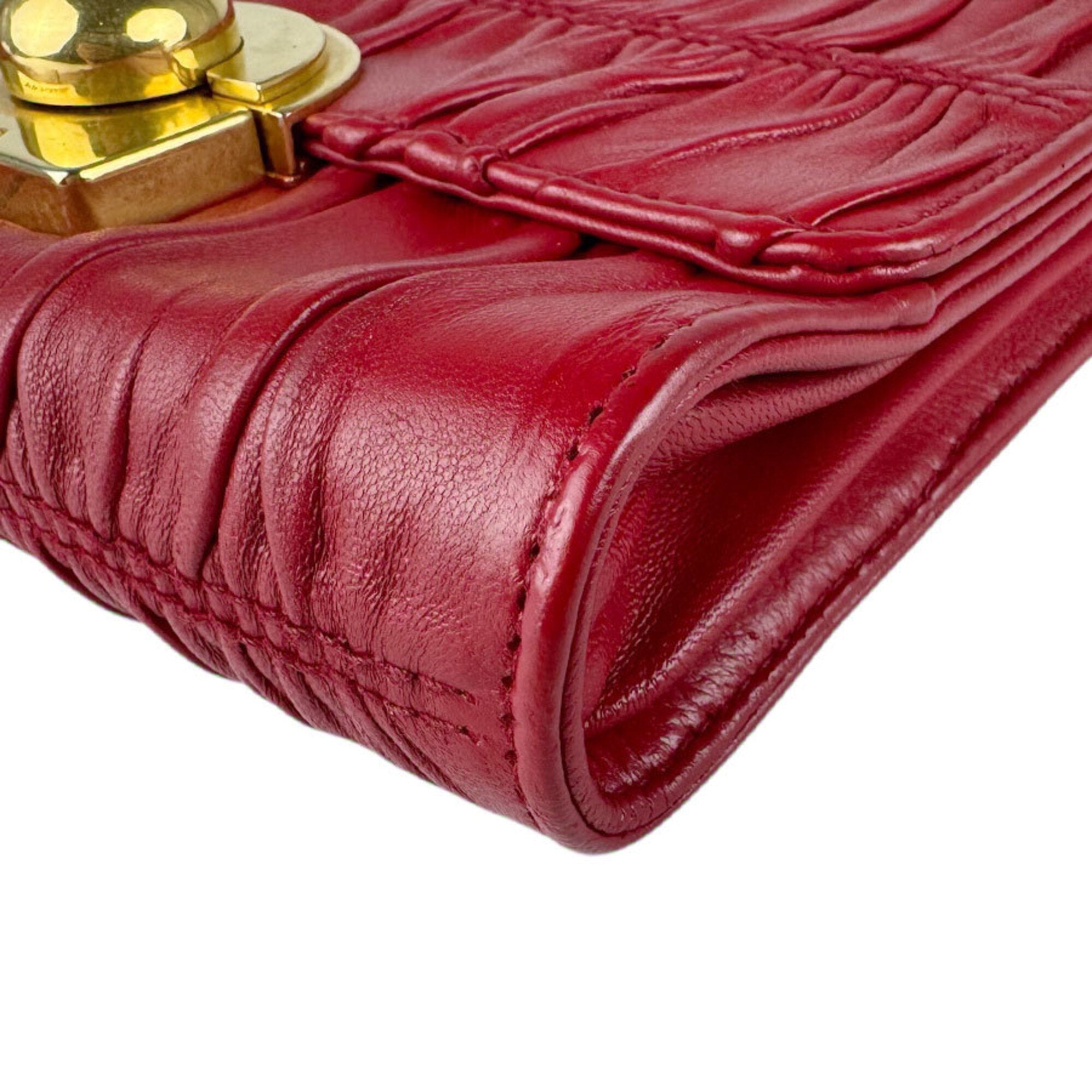 Prada Red Color Leather Shoulder Bag (Pre-Owned)
