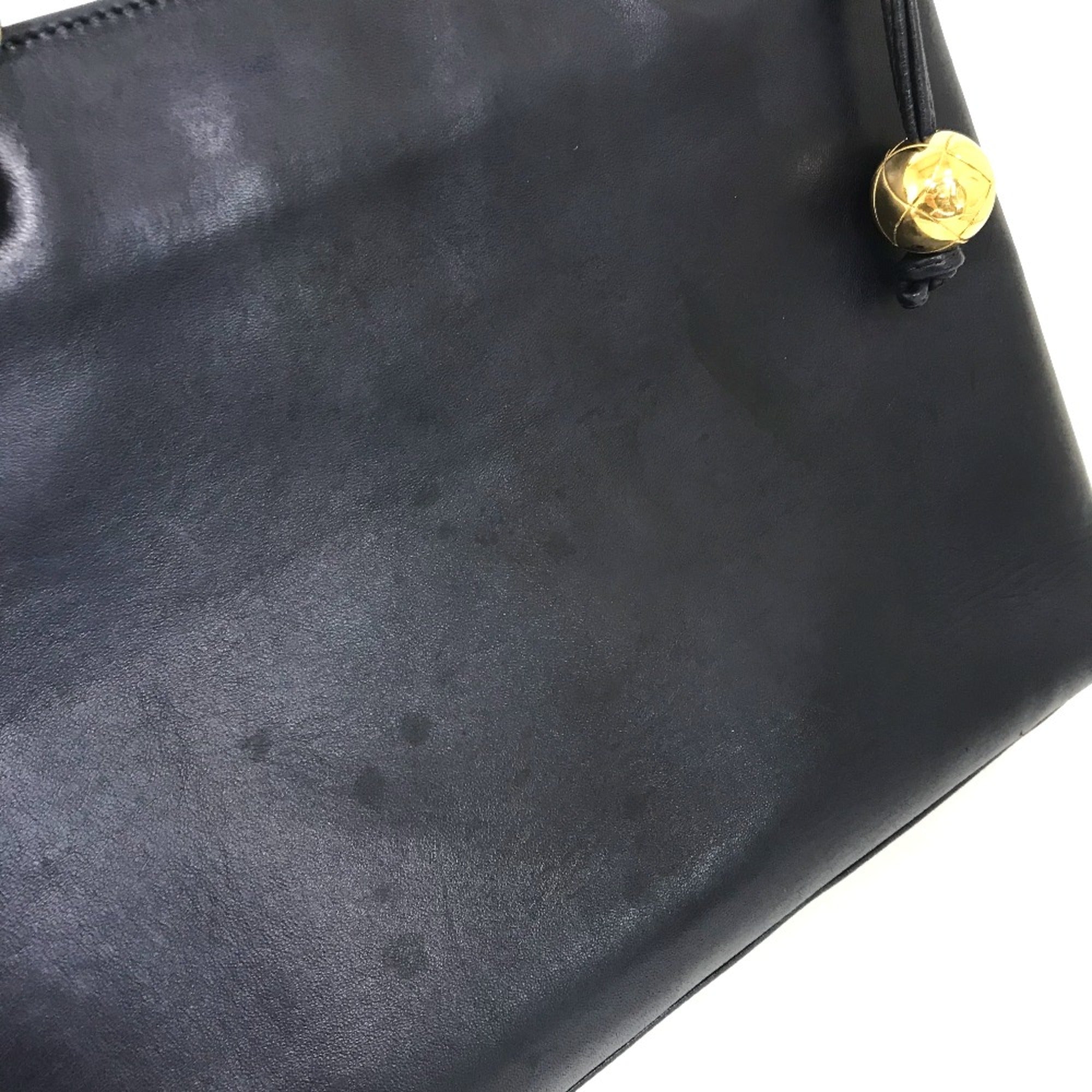 Chanel Navy Leather Shoulder Bag (Pre-Owned)