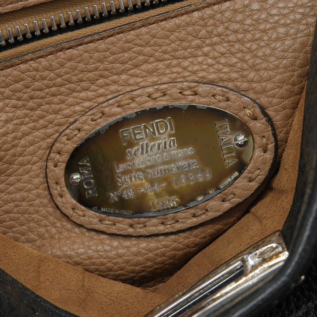 Fendi Black Leather Handbag (Pre-Owned)