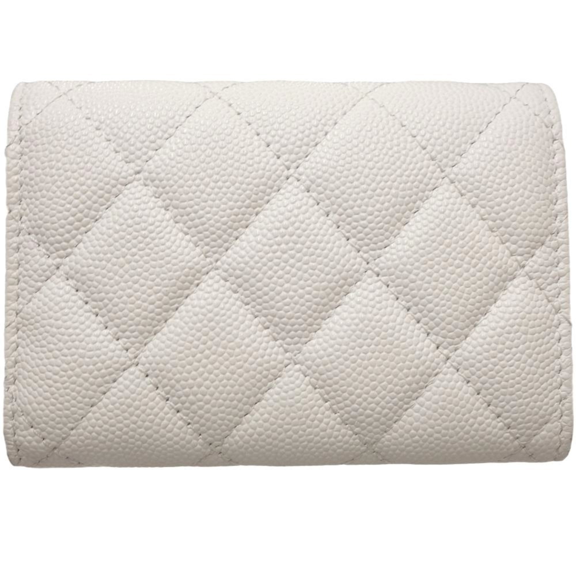 Chanel White Grained Calfskin Wallet (Tri-Fold) (Pre-Owned)