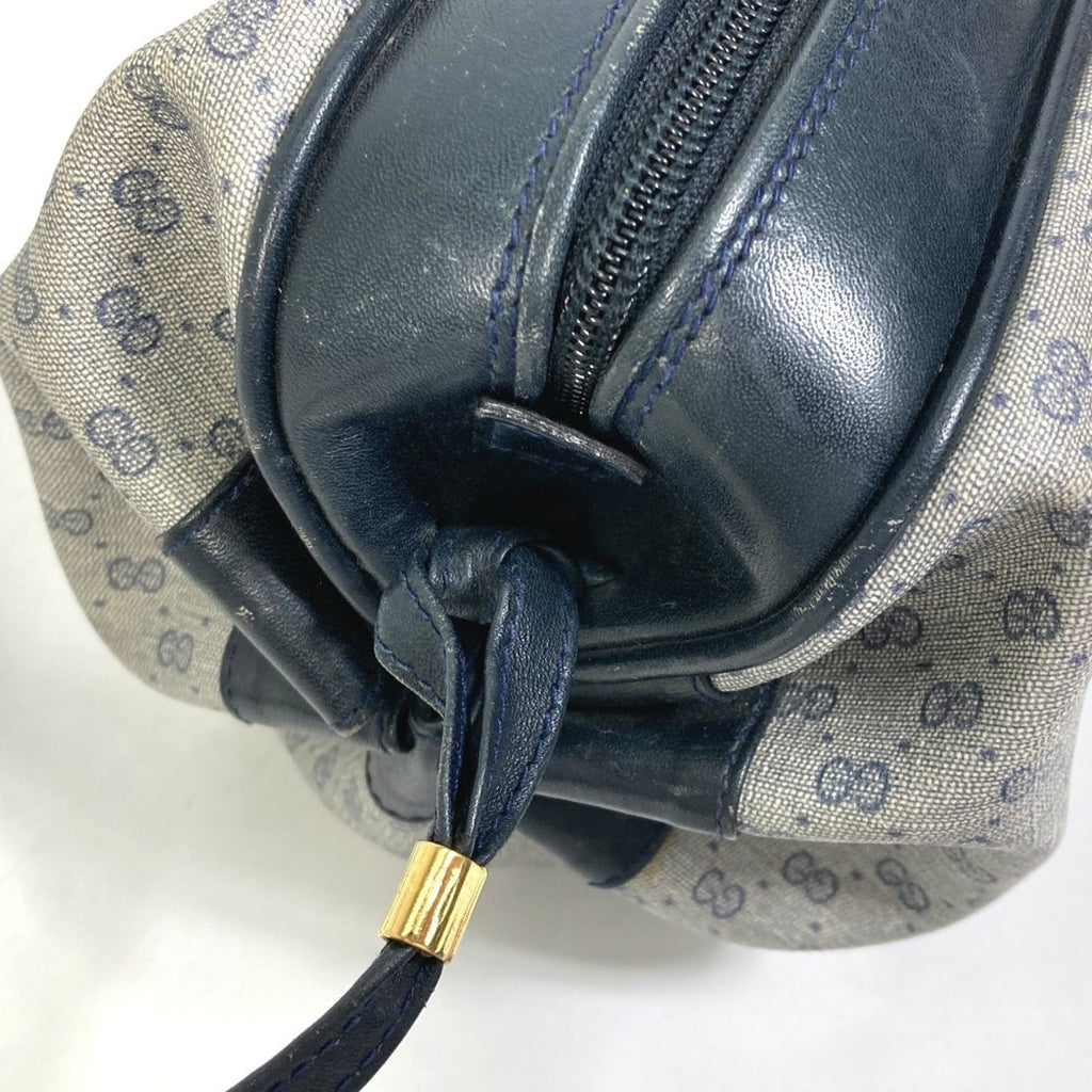 Gucci Navy Pvc Leather Pochette Shoulder Bag (Pre-Owned)