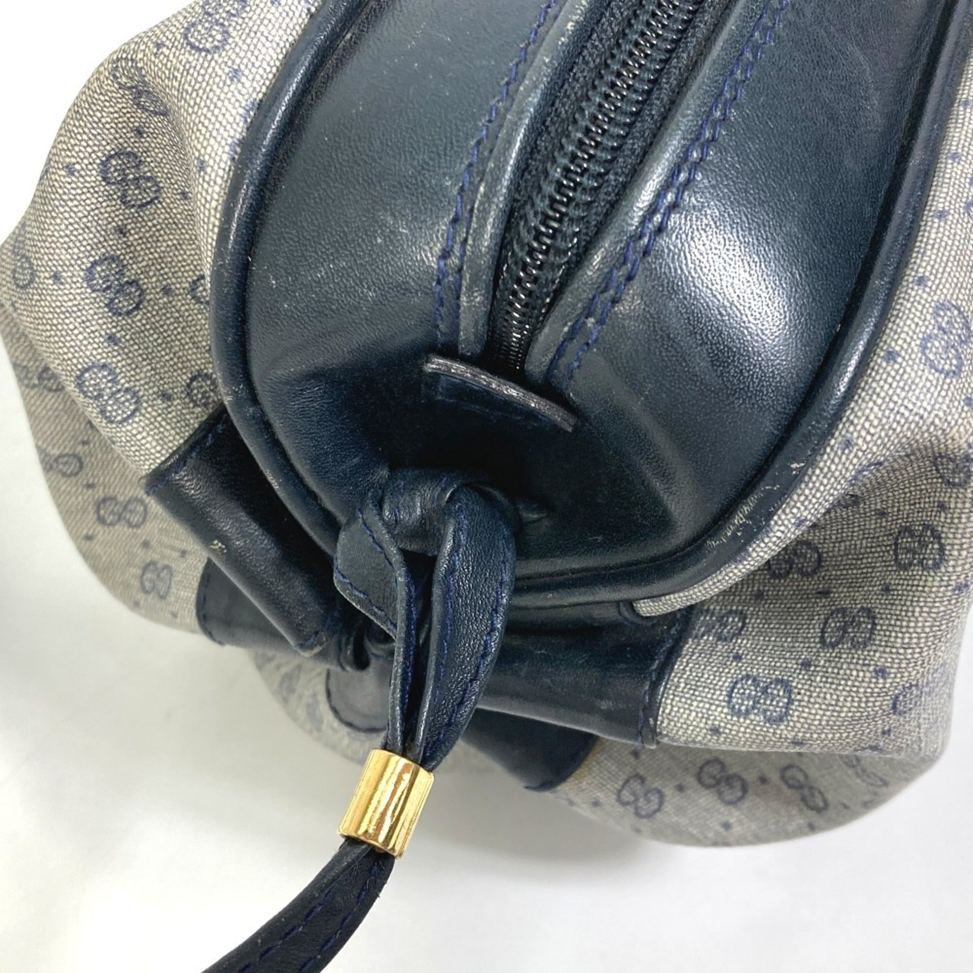 Gucci Navy Pvc Leather Pochette Shoulder Bag (Pre-Owned)